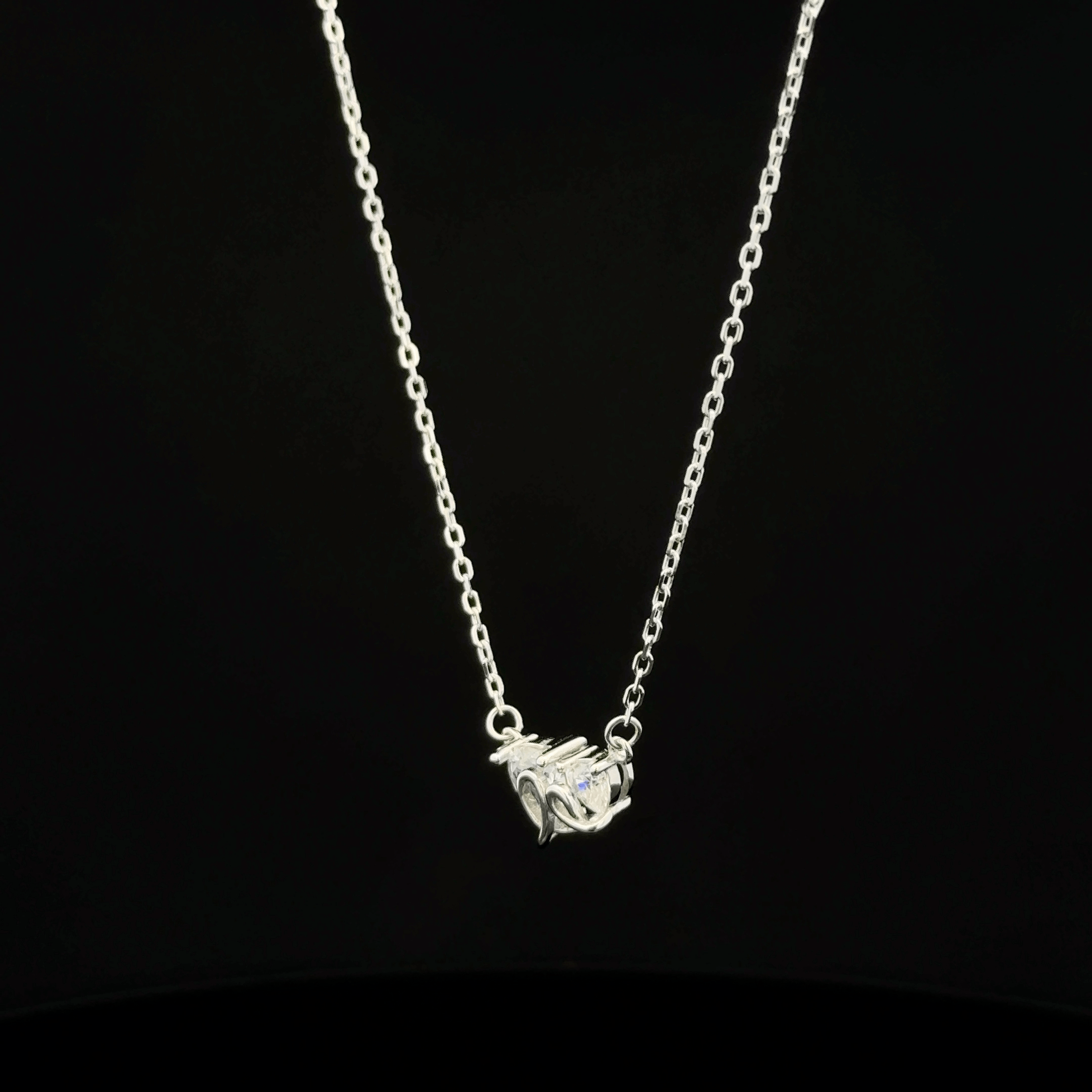 HEART CHAIN WITH PENDANT