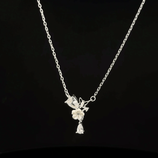 FLOWER CHAIN WITH PENDANT