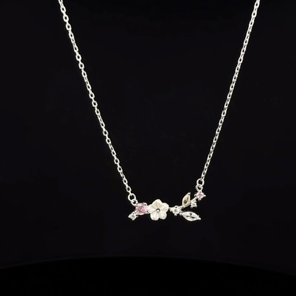 FLOWER CHAIN WITH PENDANT