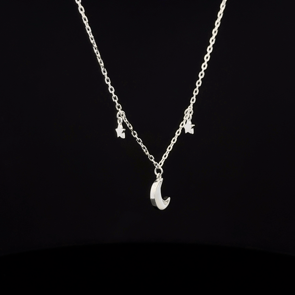 The Moonbeam Station chain with pendant