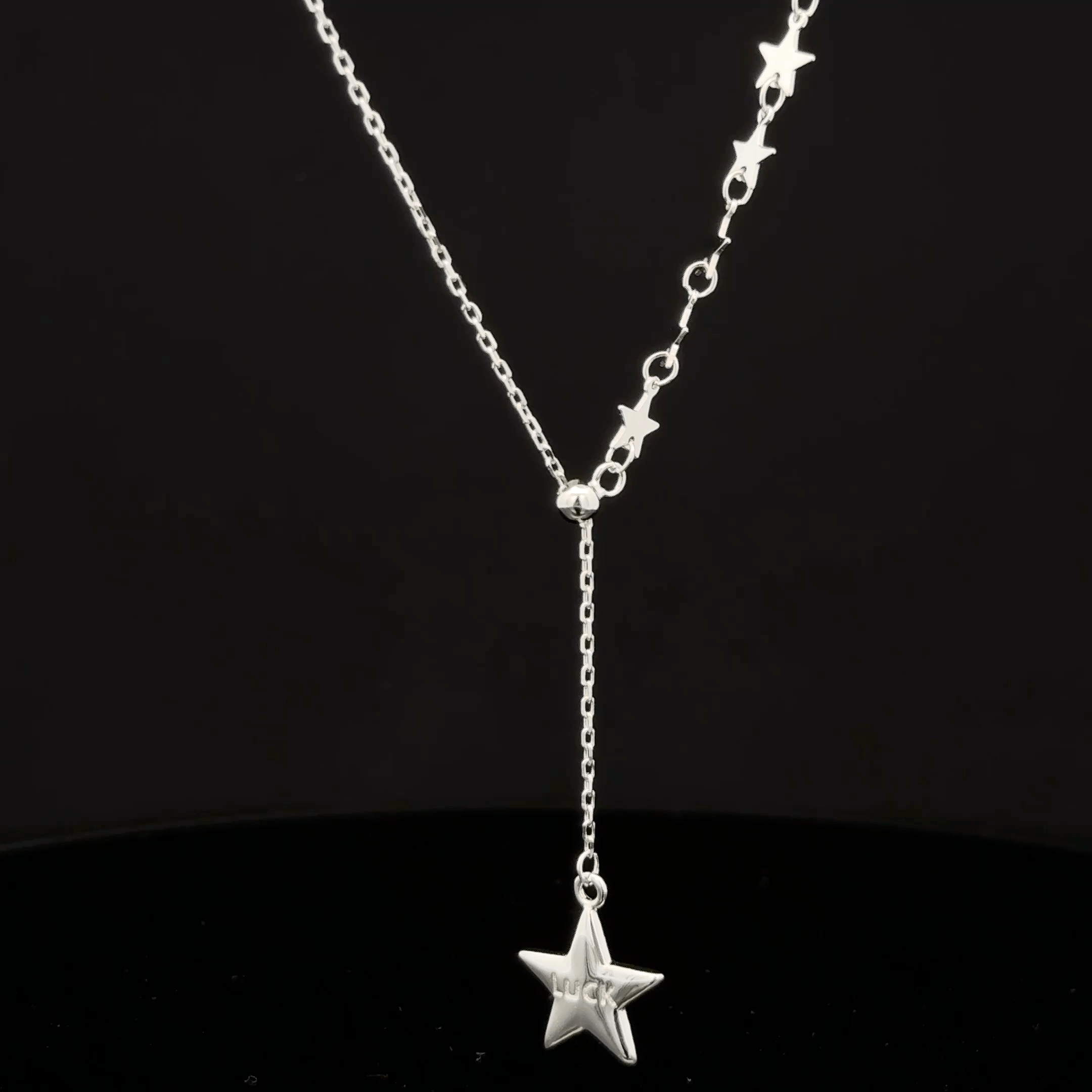 Star shaped chain pendant