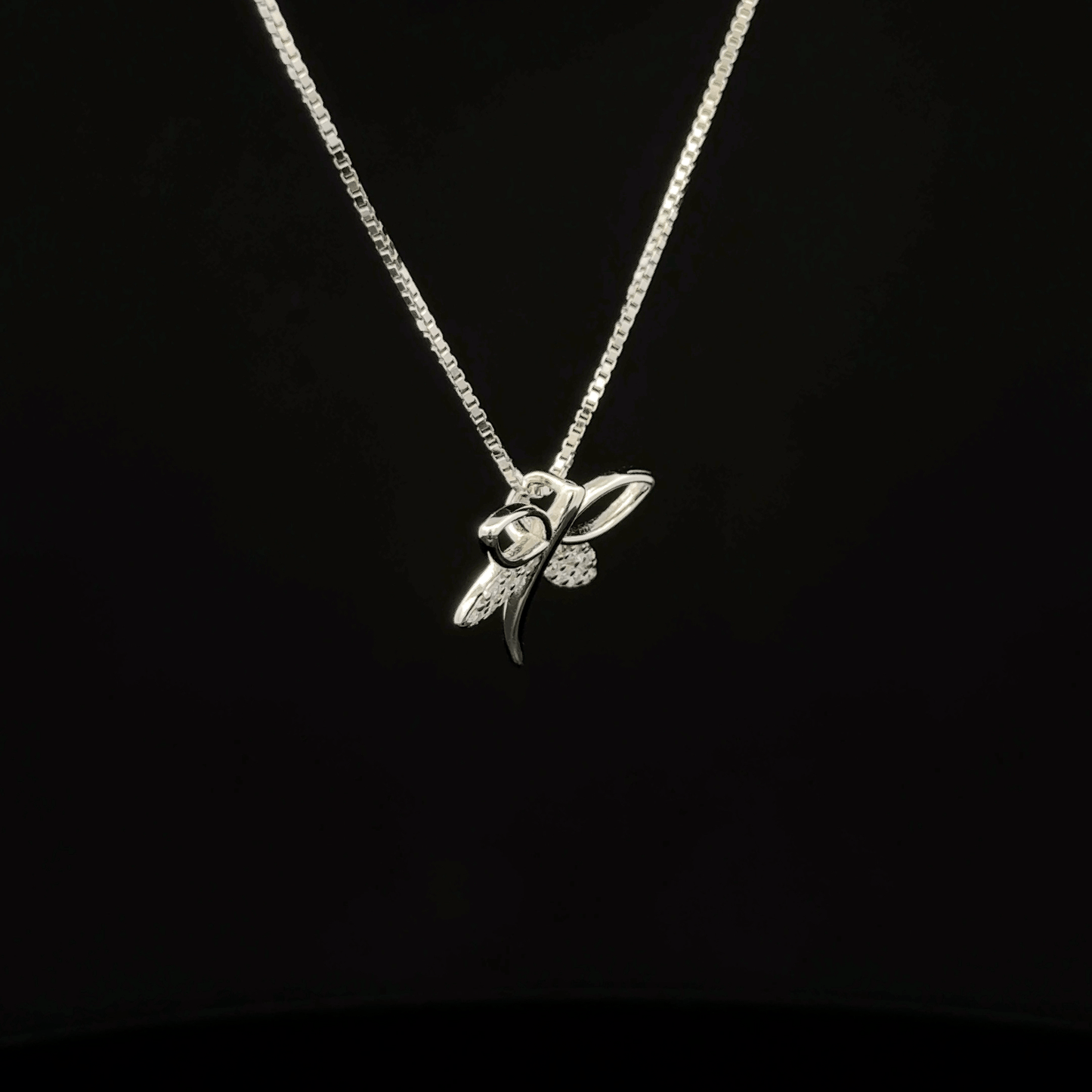 Dragon Fly Chain Pendant
