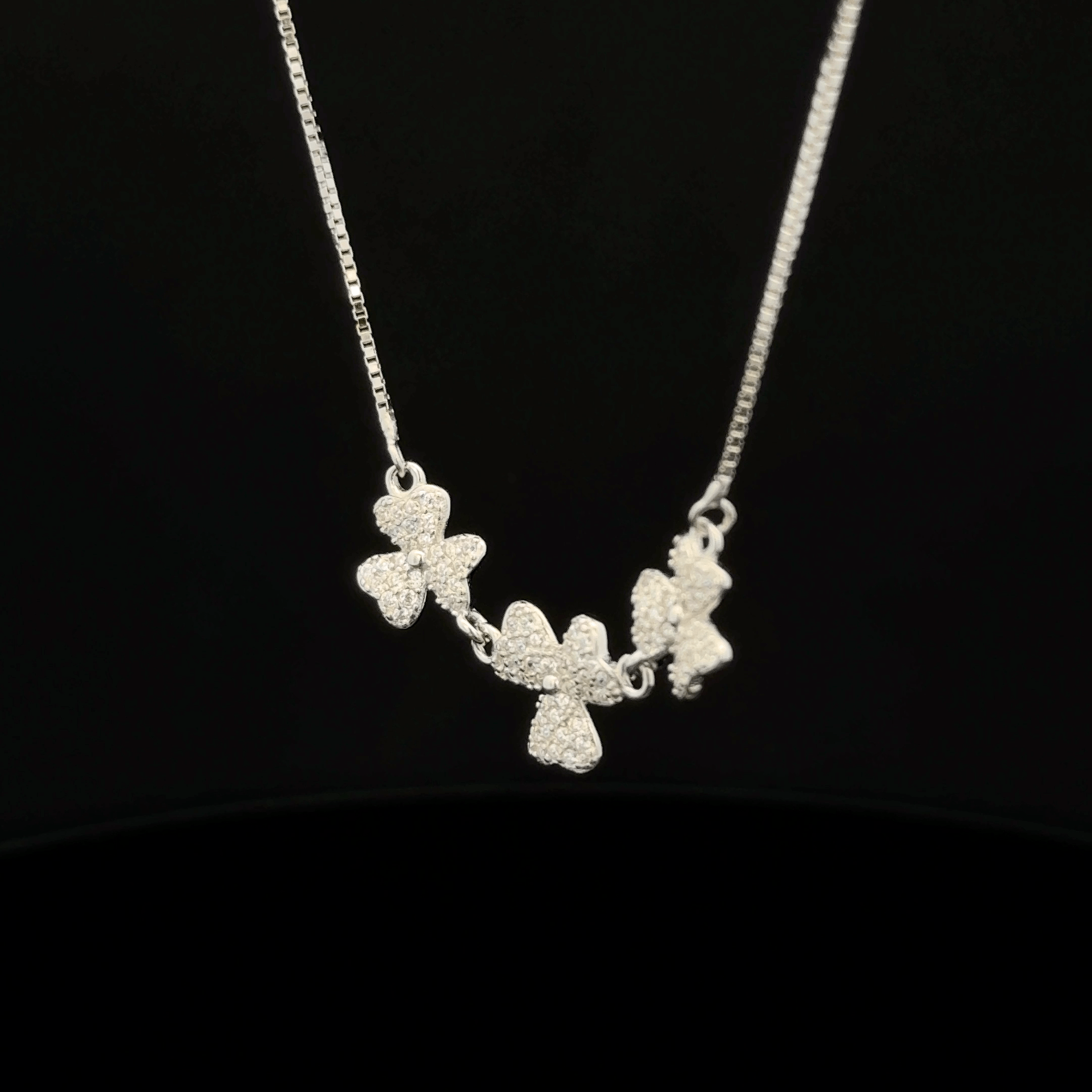 Flower Chain Pendant