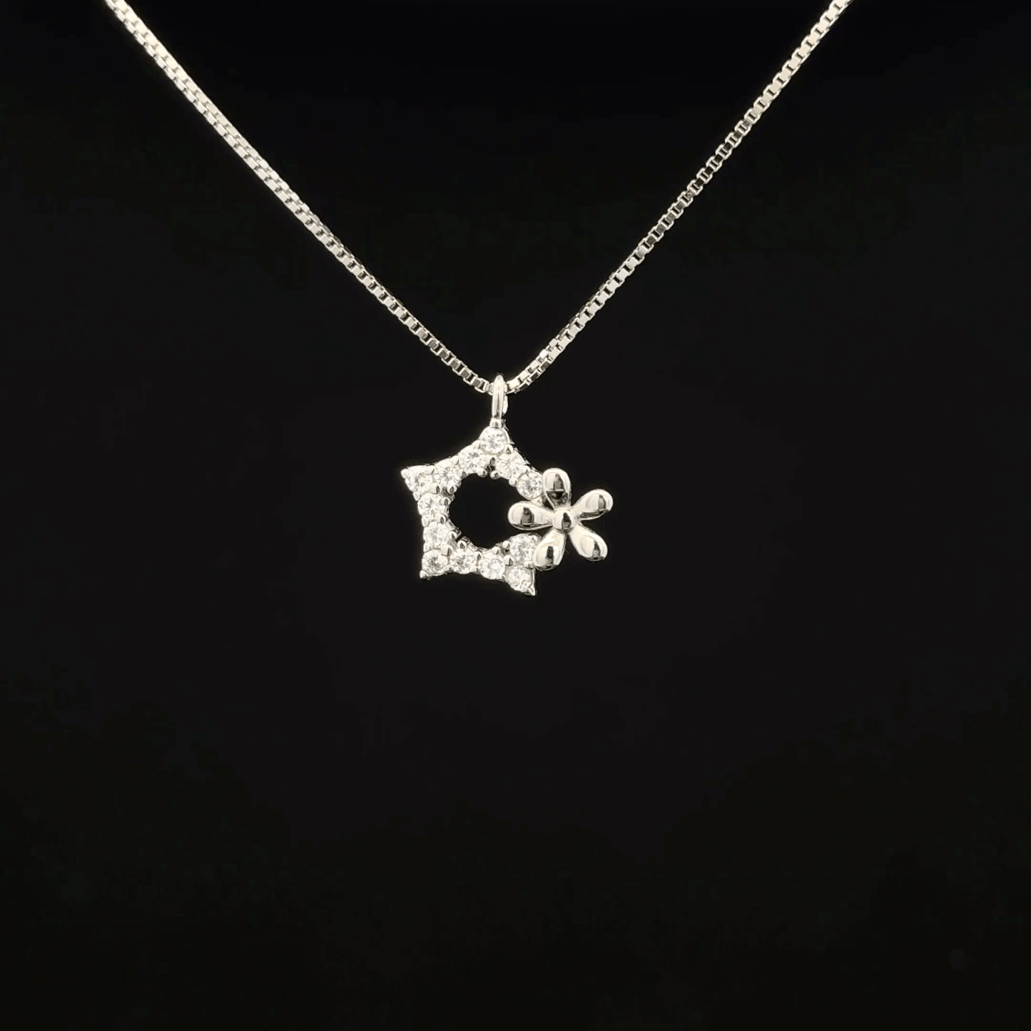 Star Chain Pendant