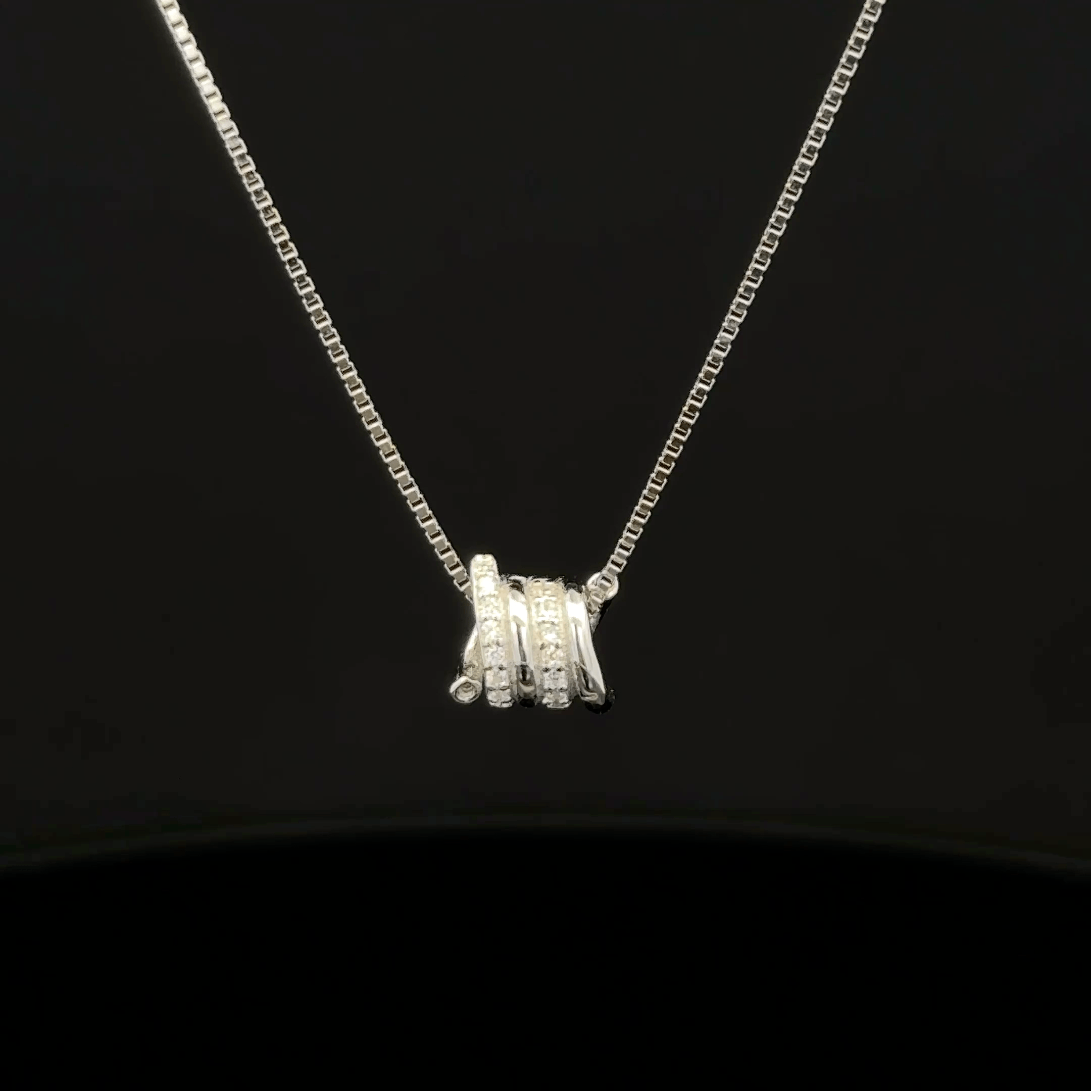 Circle Chain Pendant