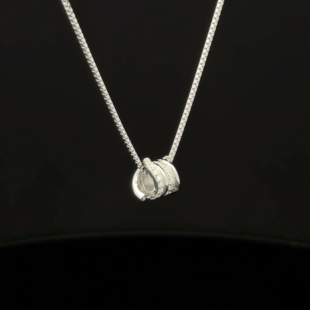 Circle Chain Pendant