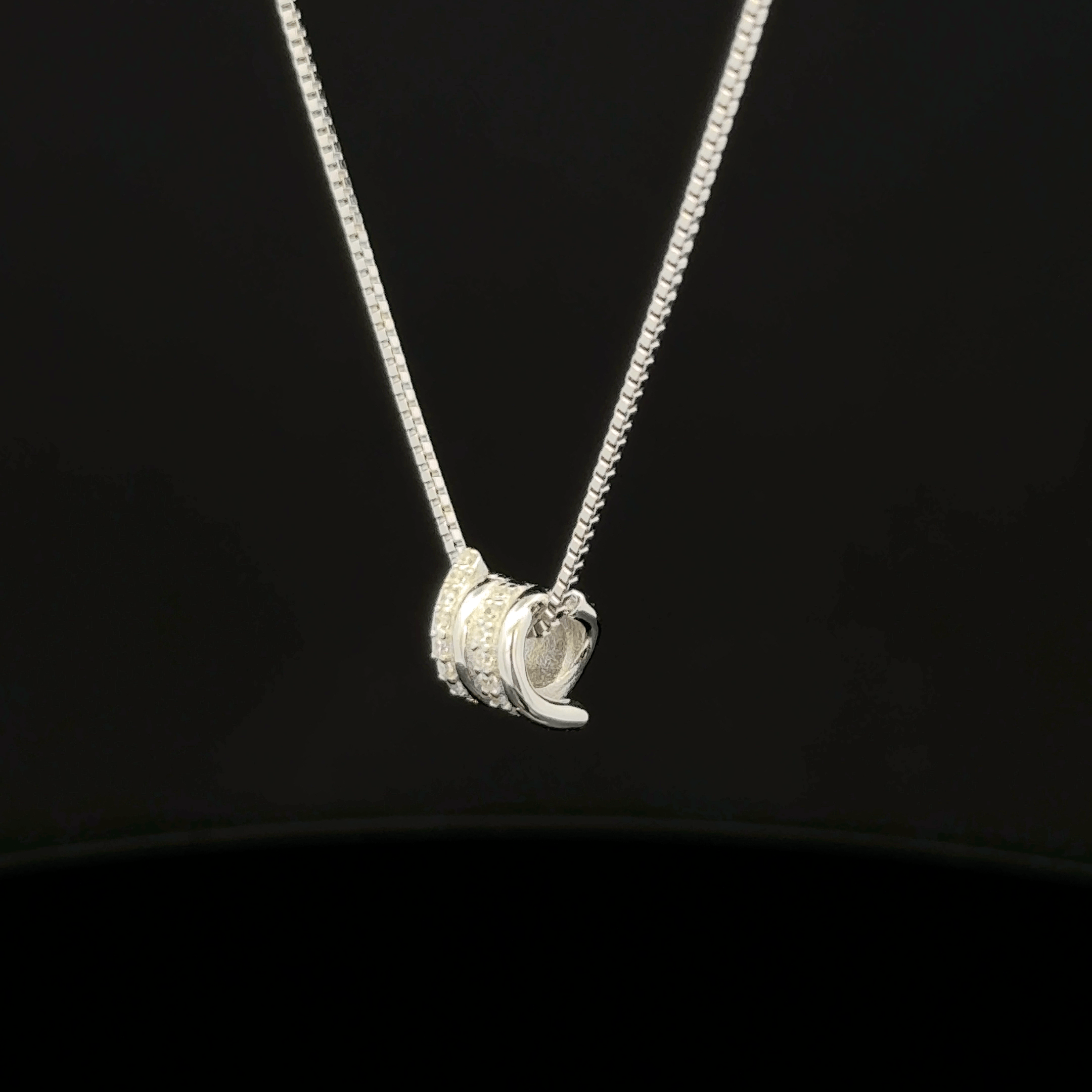 Circle Chain Pendant