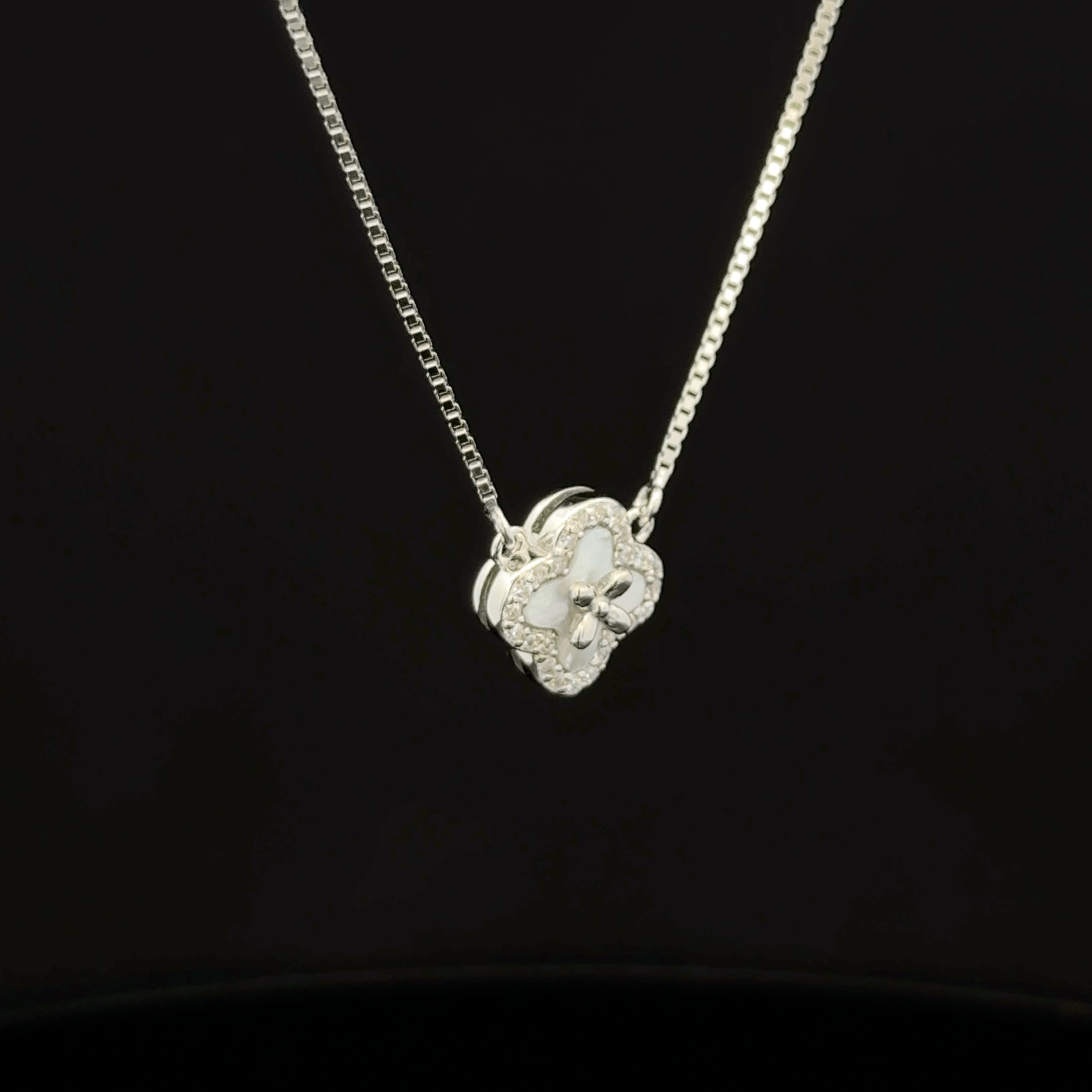 Flower Chain Pendant