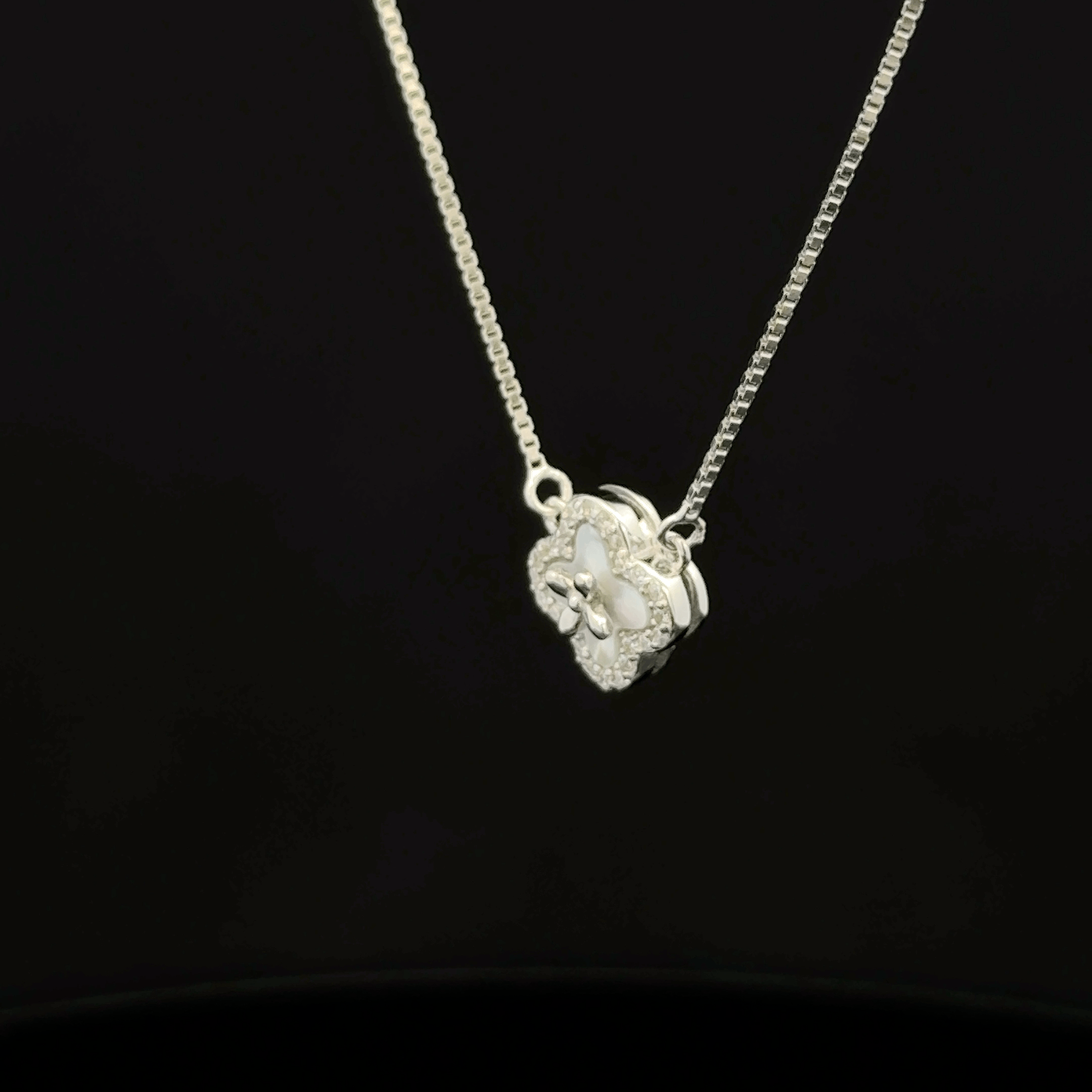 Flower Chain Pendant