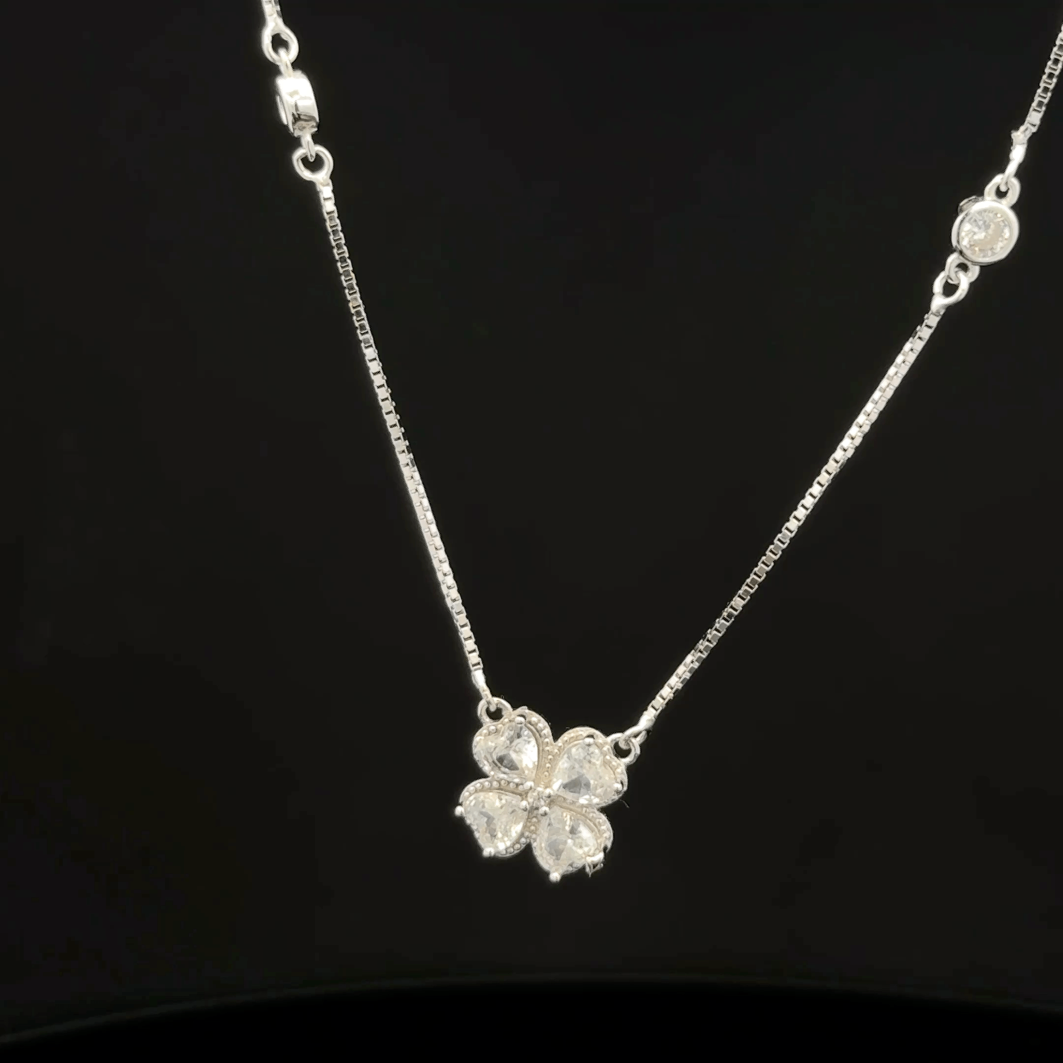 Flower Chain Pendant
