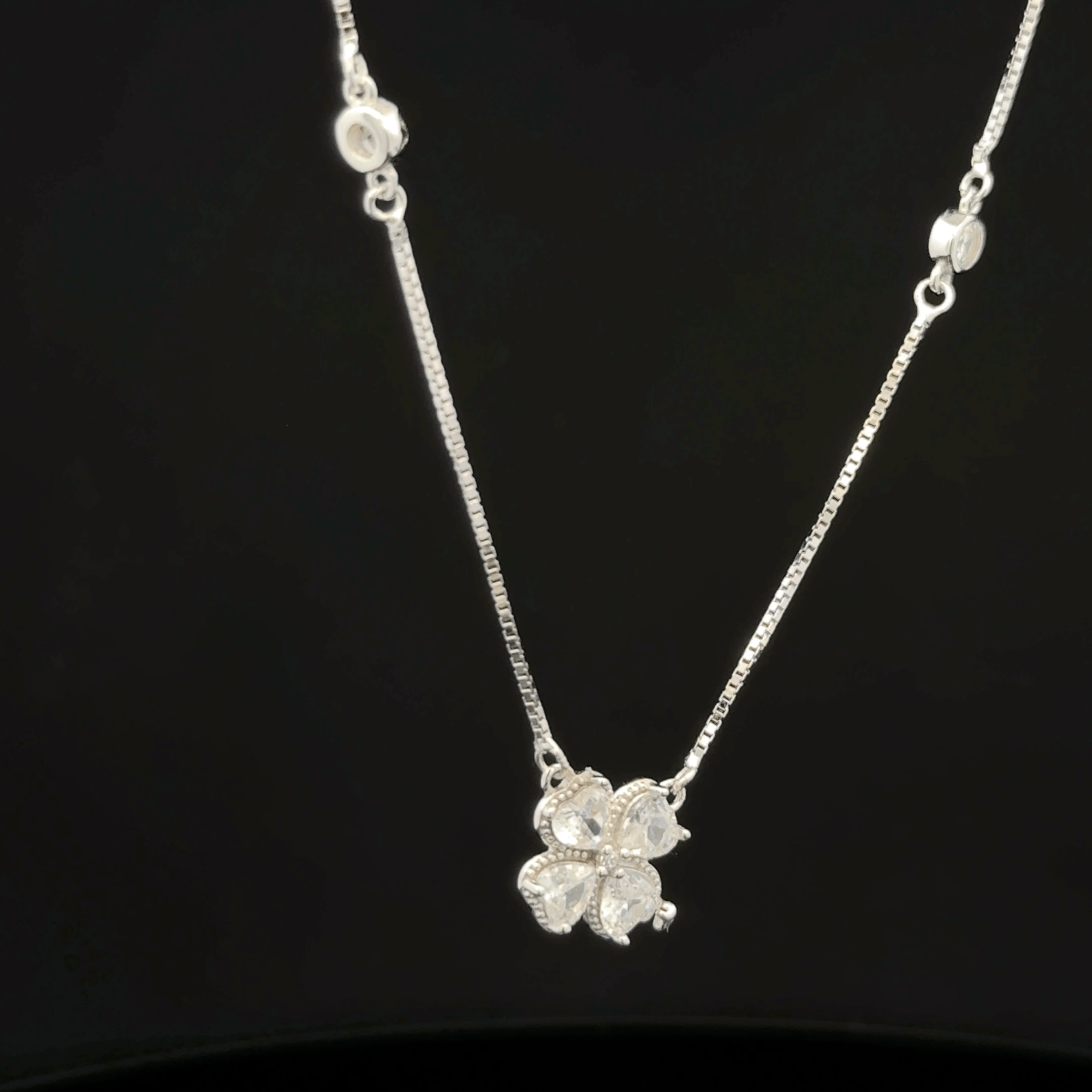 Flower Chain Pendant