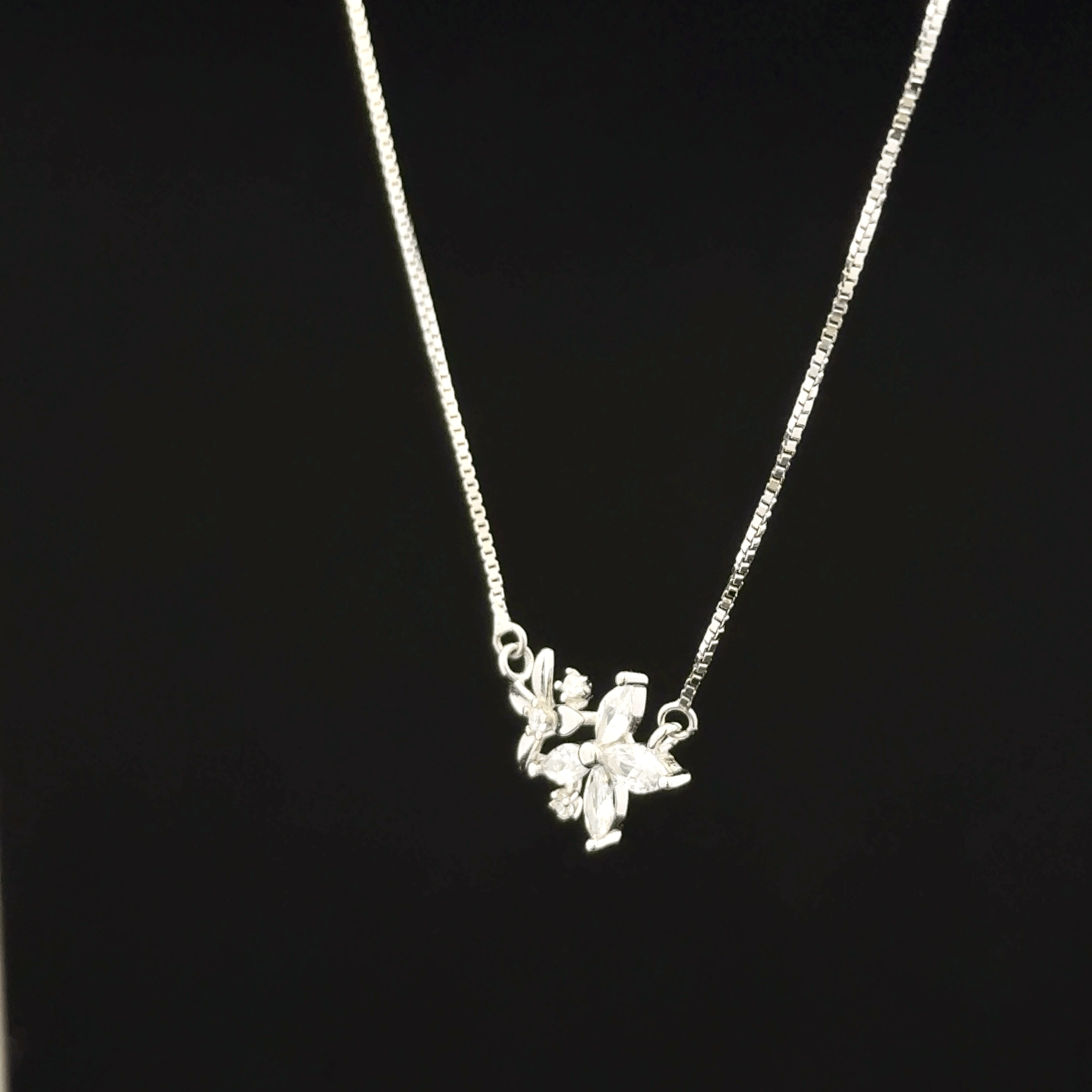 Flower Chain Pendant
