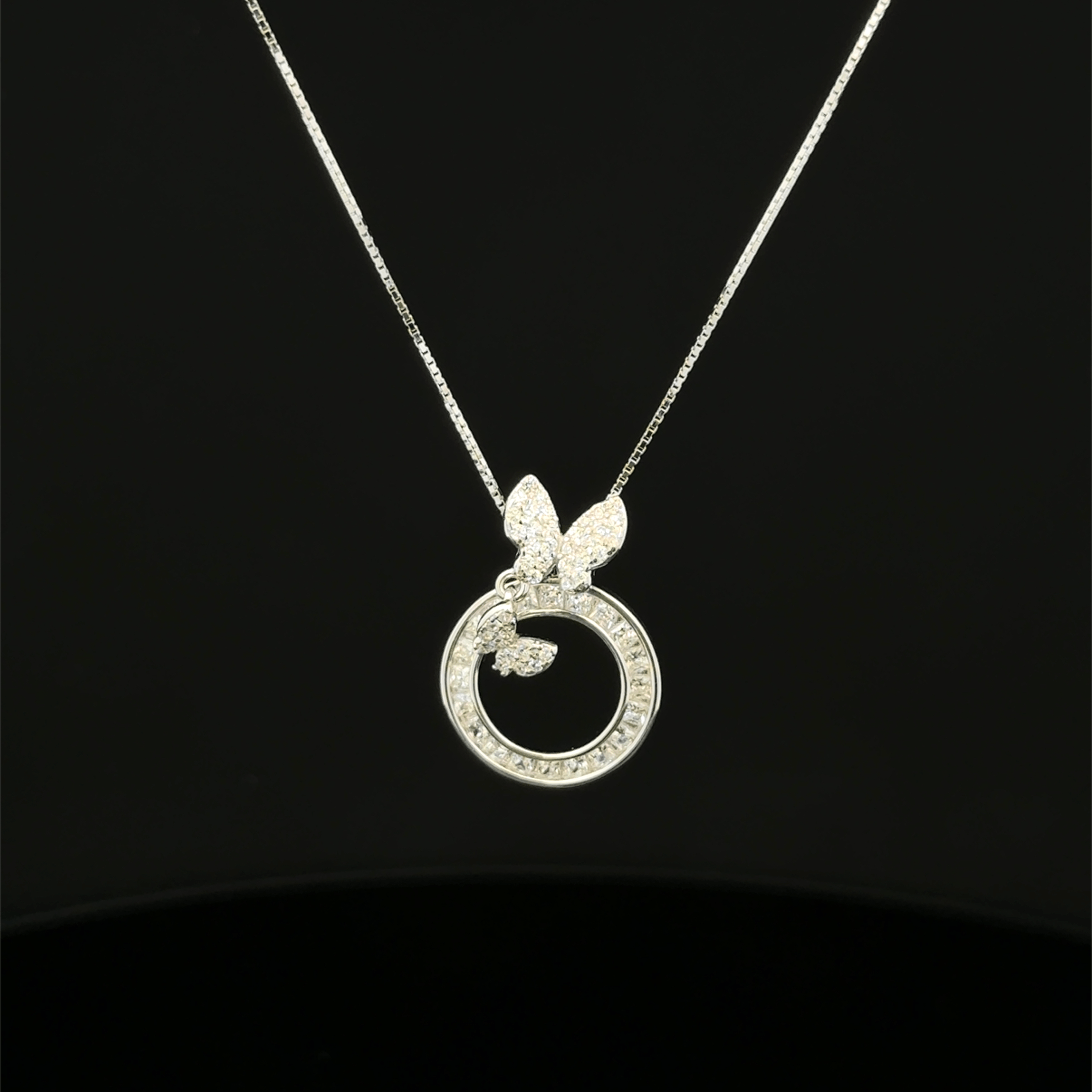 Butterfly with circle chain pendant