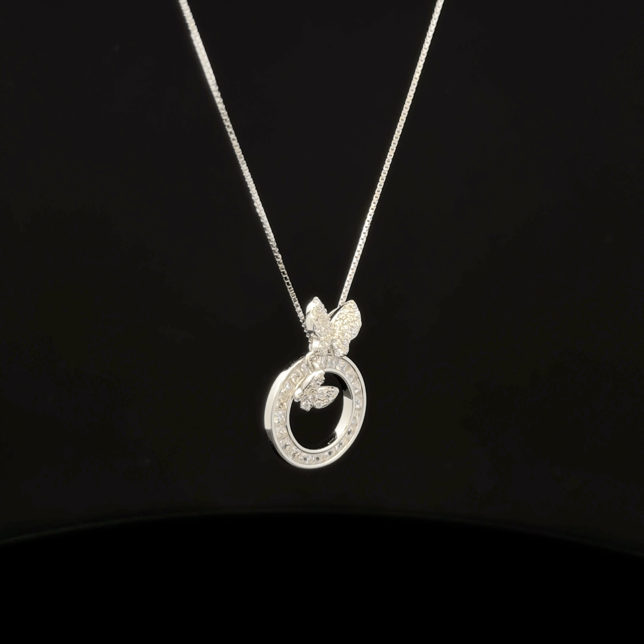 Butterfly with circle chain pendant