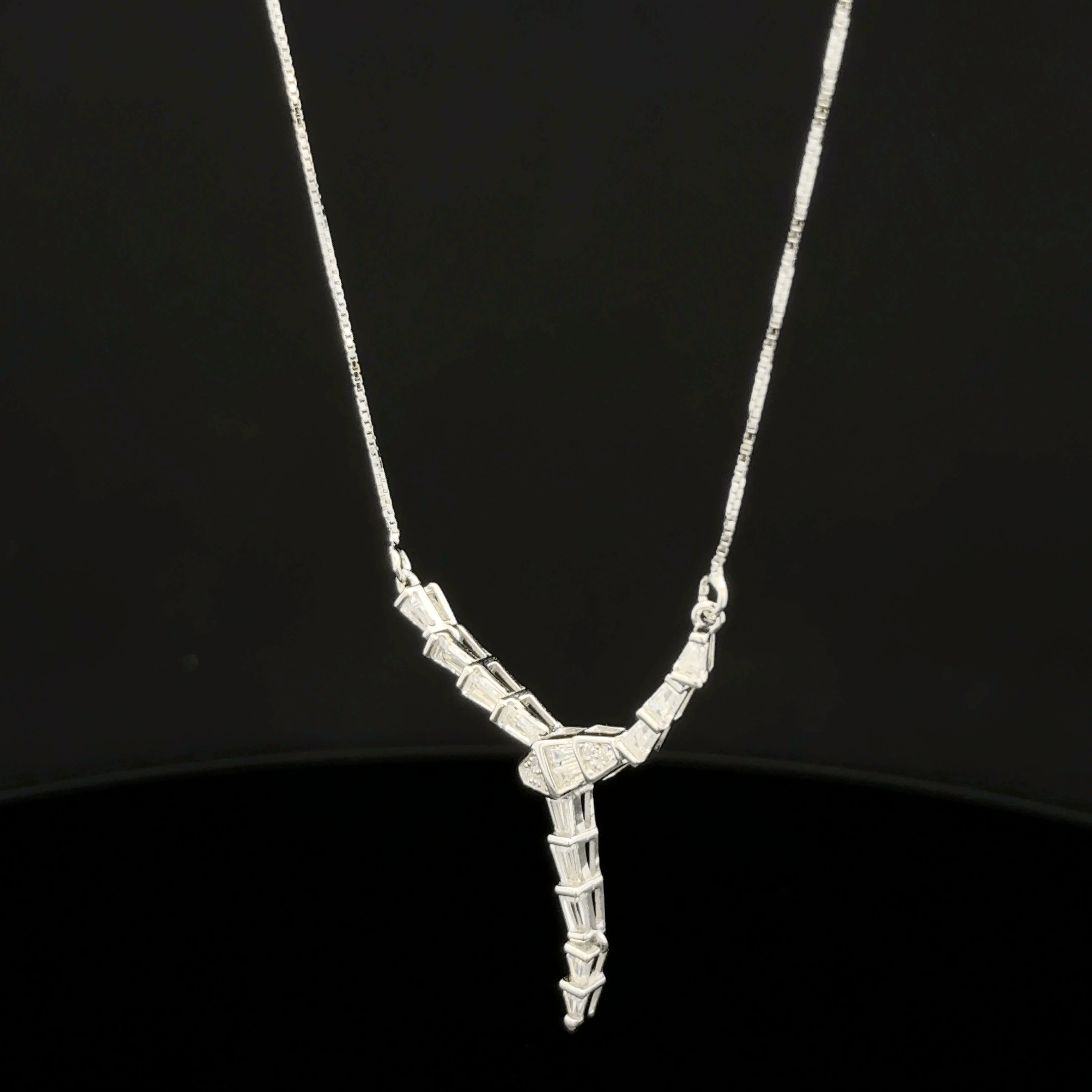 Vertex Drop chain pendant