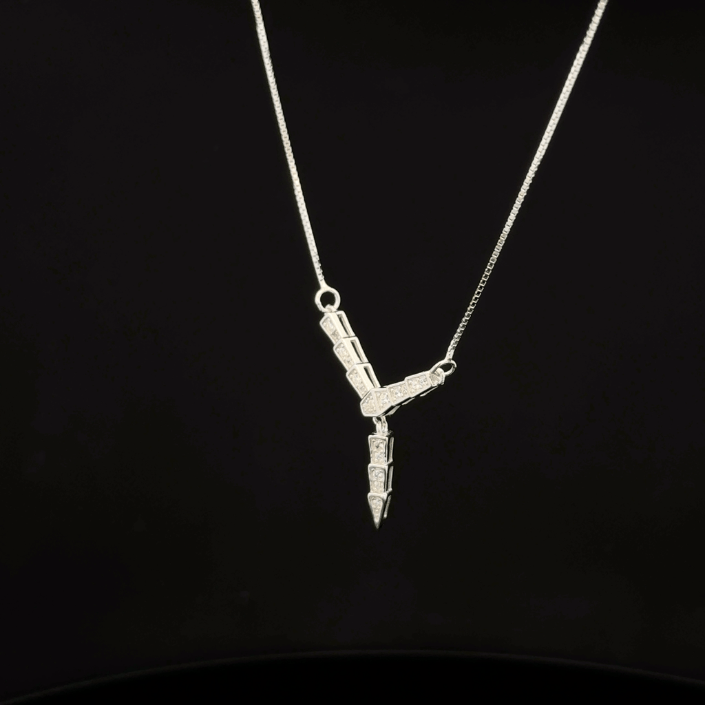 The Prism Spike chain pendant