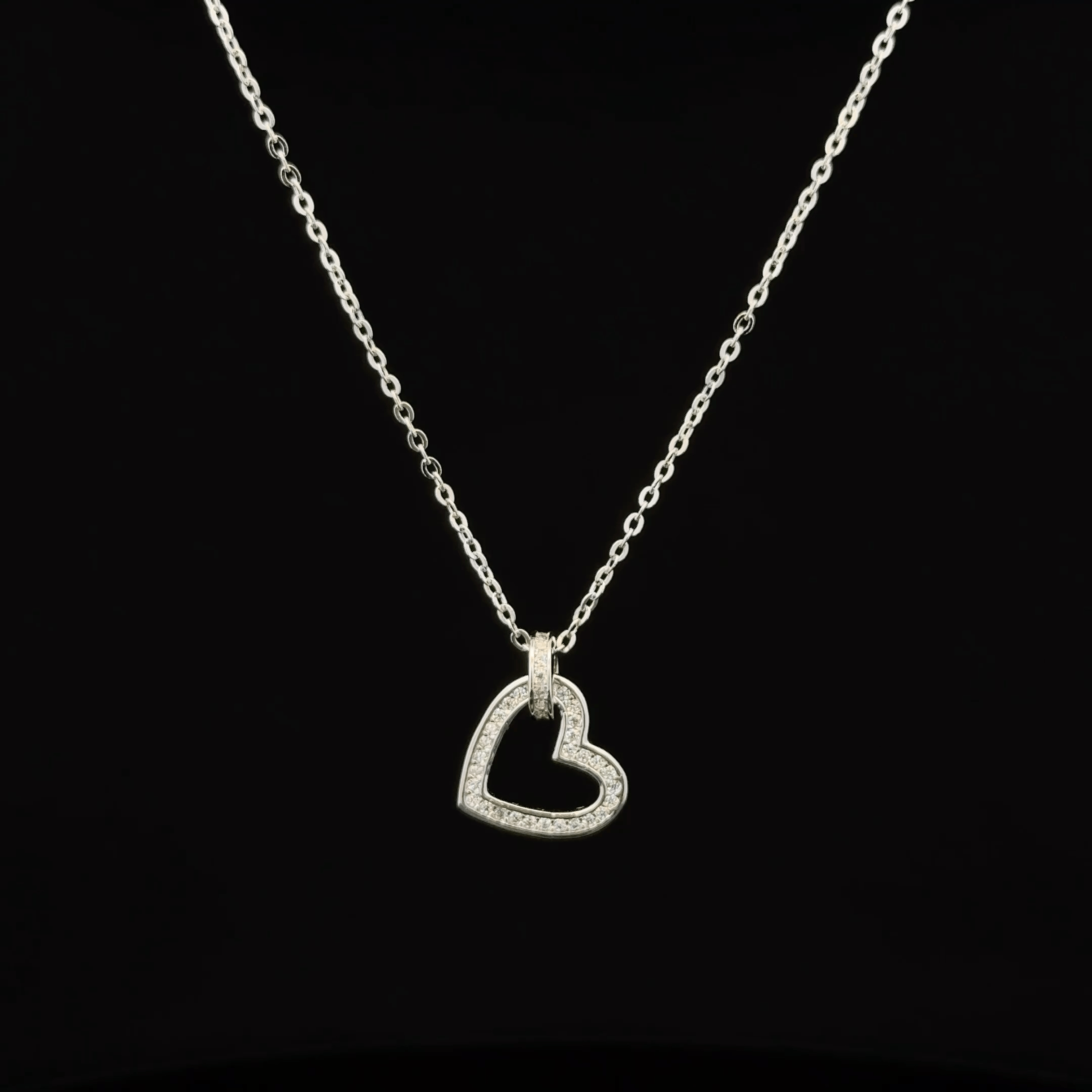 Heart shape chain pendant