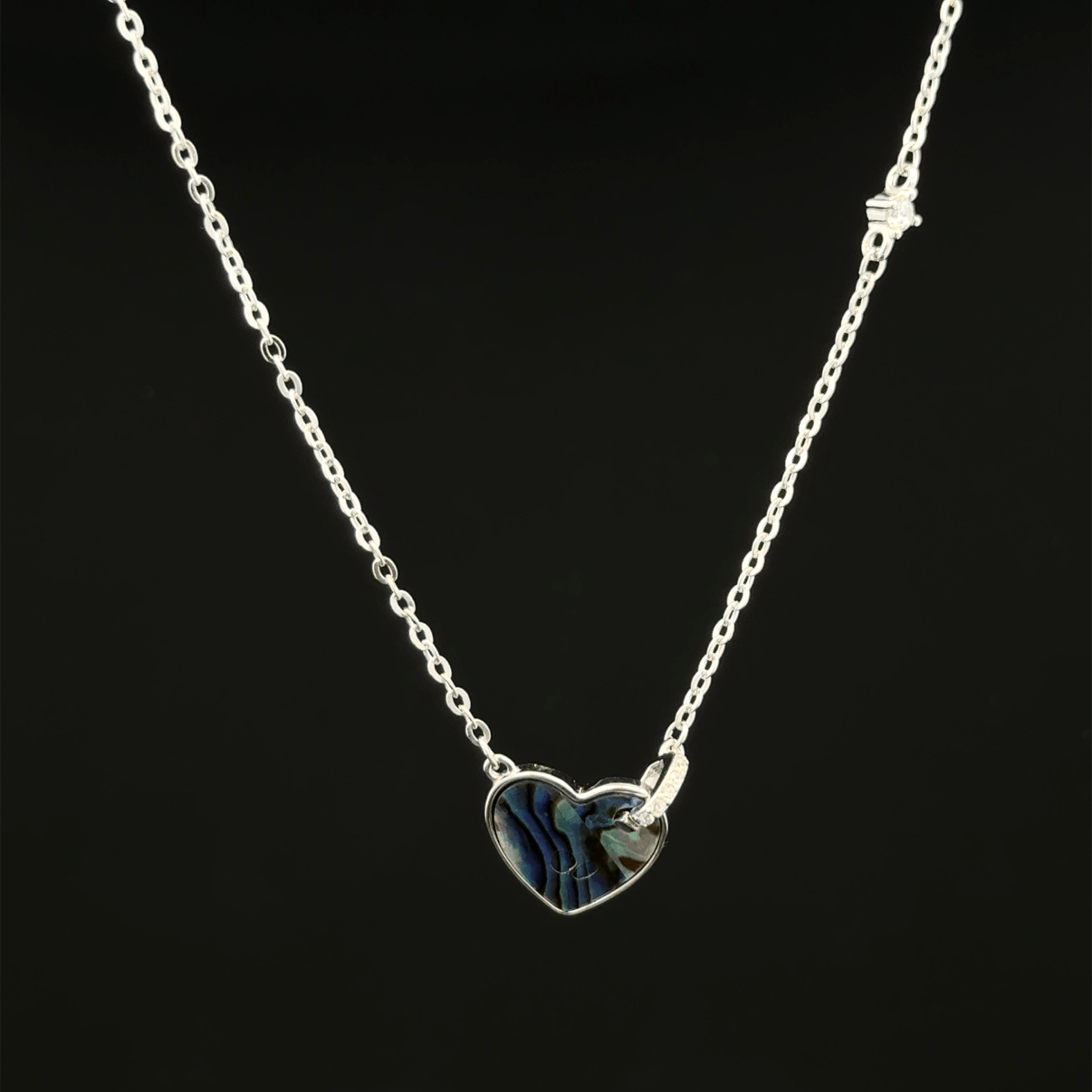 Heart shape chain pendant