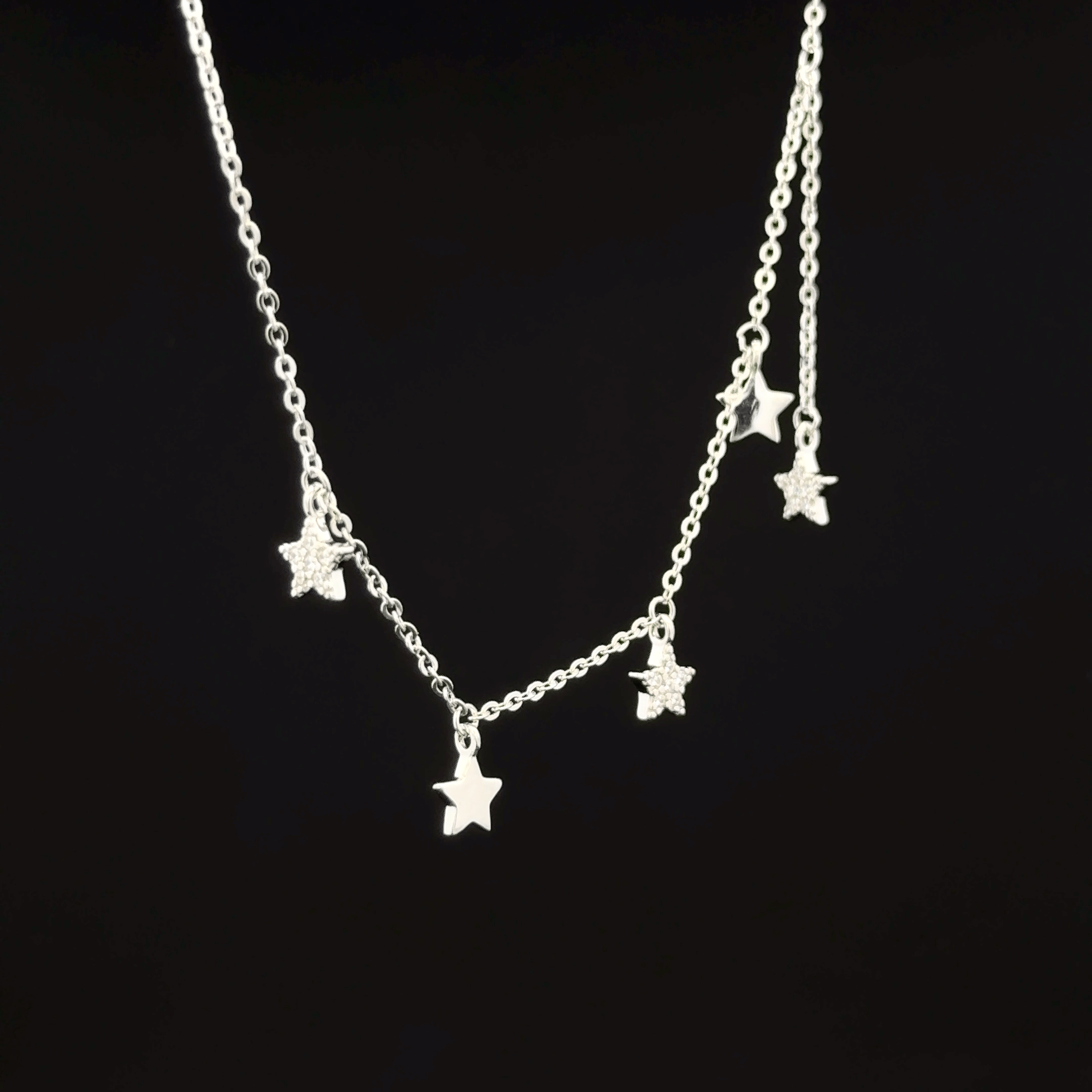 Star charm chain pendant