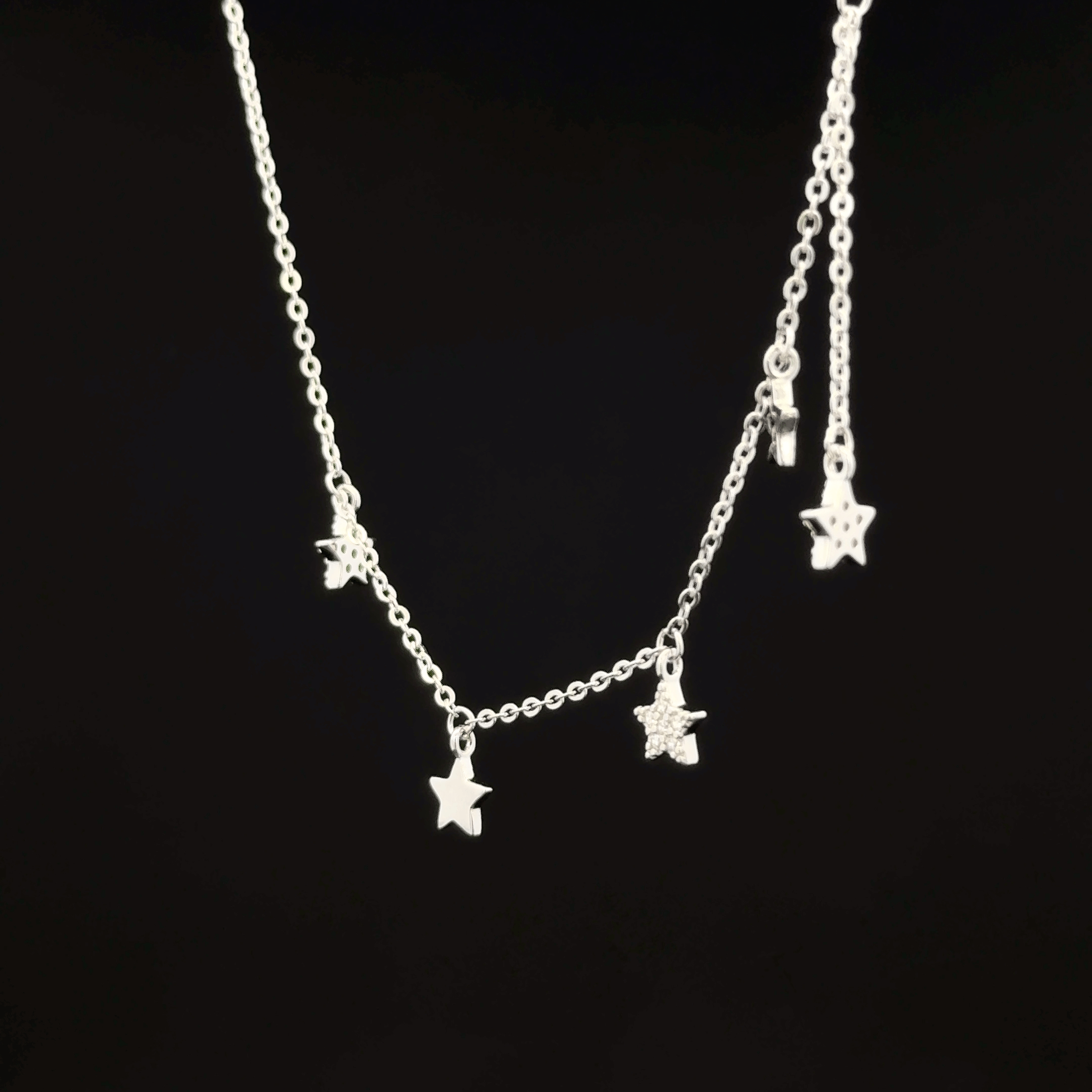 Star charm chain pendant