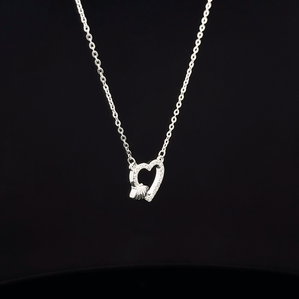 Heart shape chain pendant