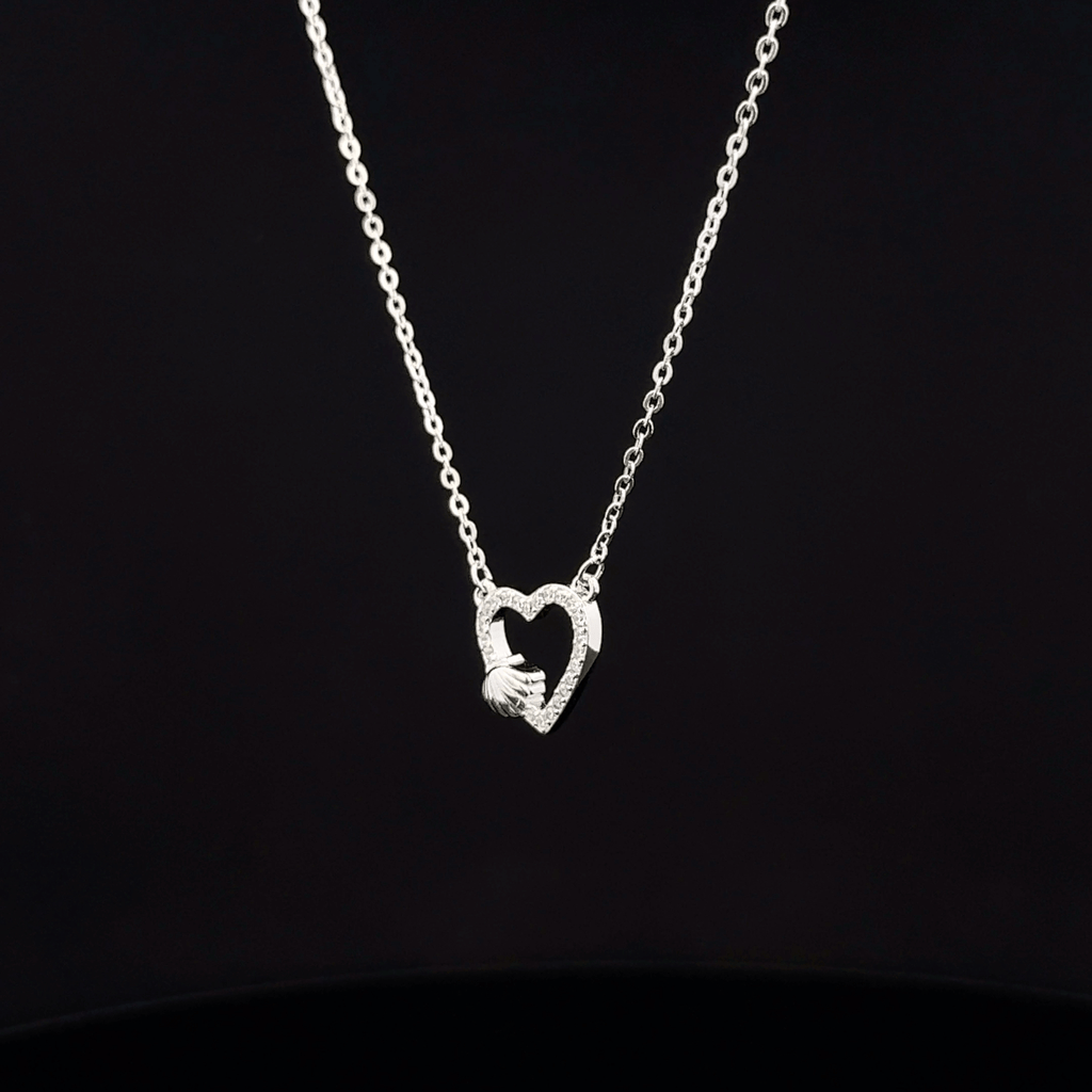 Heart shape chain pendant