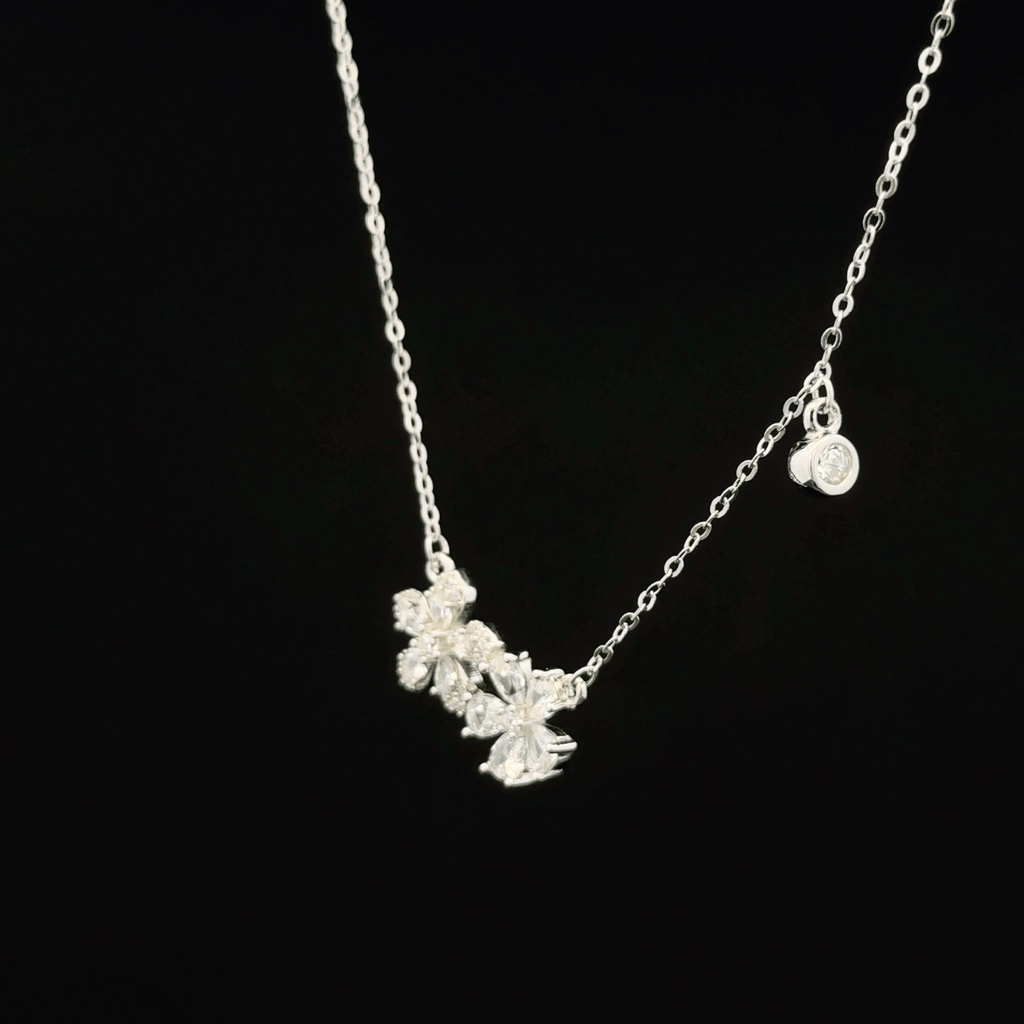 Flower chain pendant