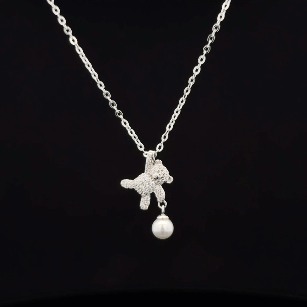 Teddy bear chain pendant