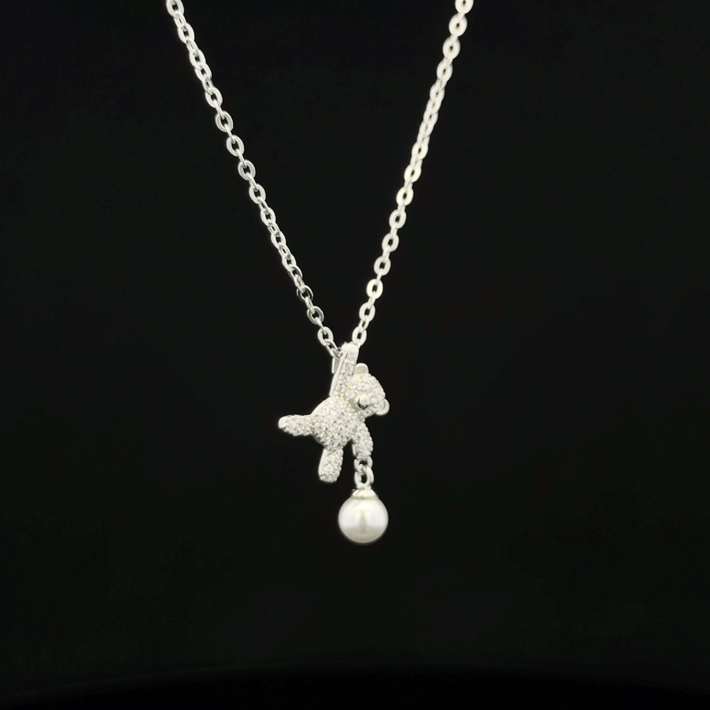 Teddy bear chain pendant
