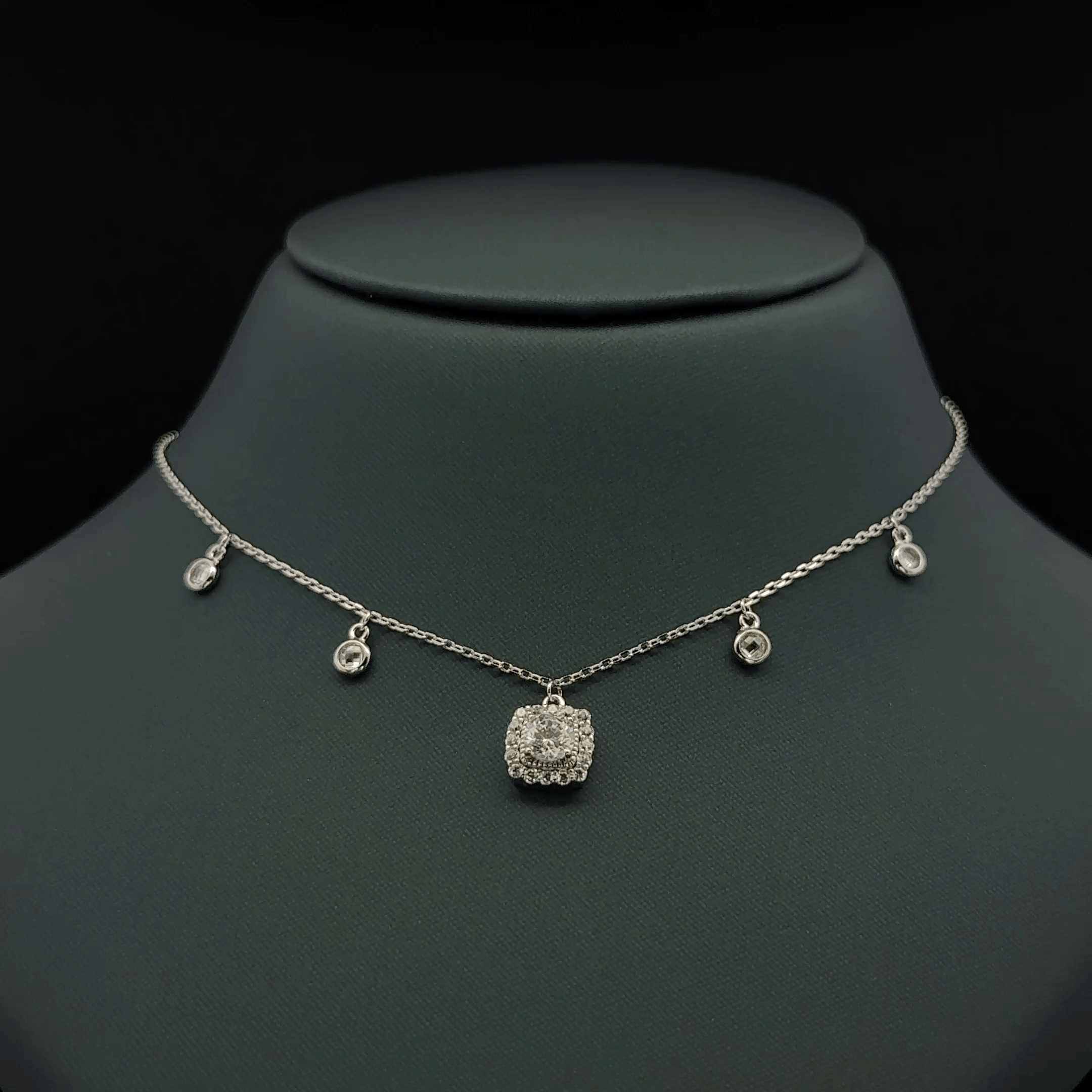Square shape chain