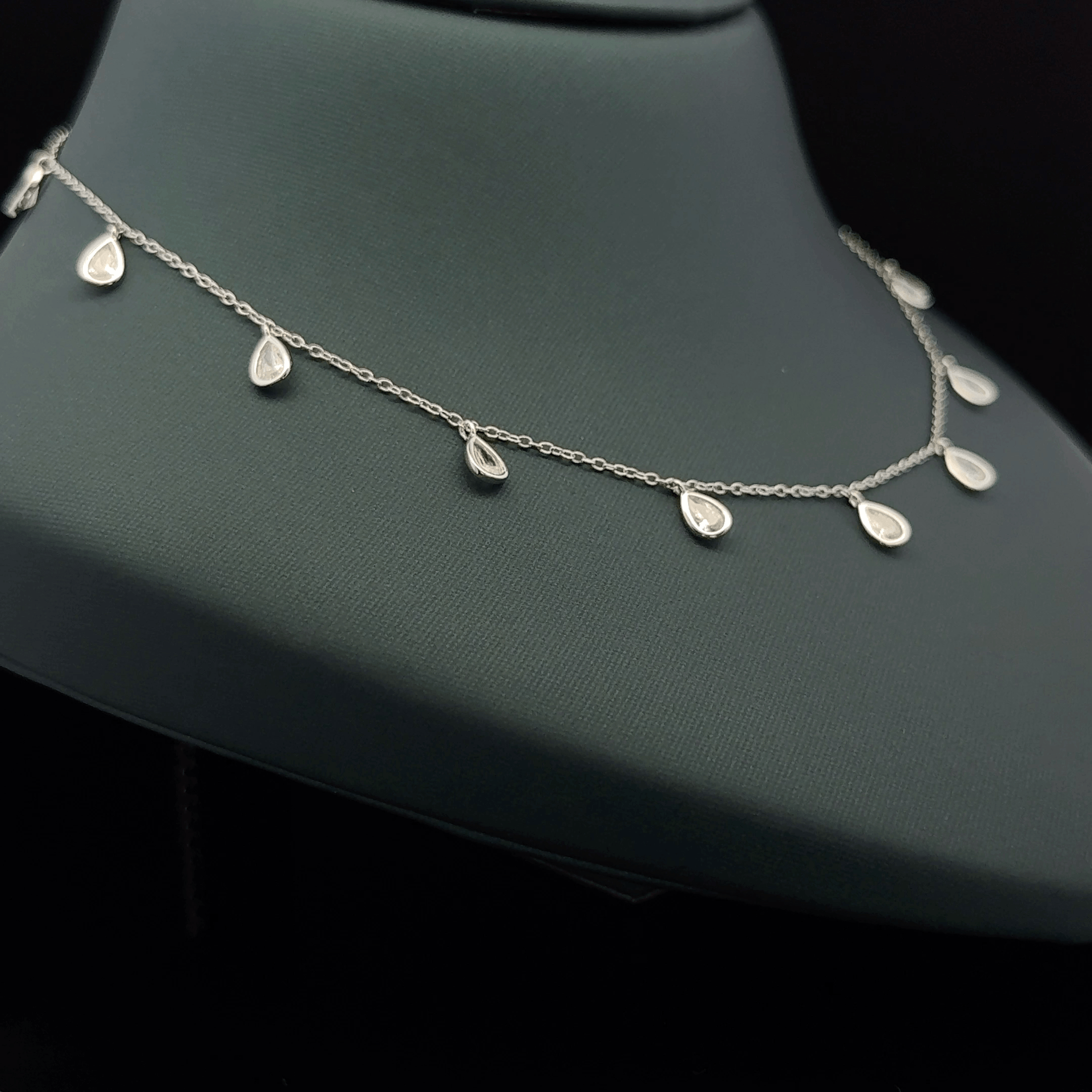 Tear drop chain