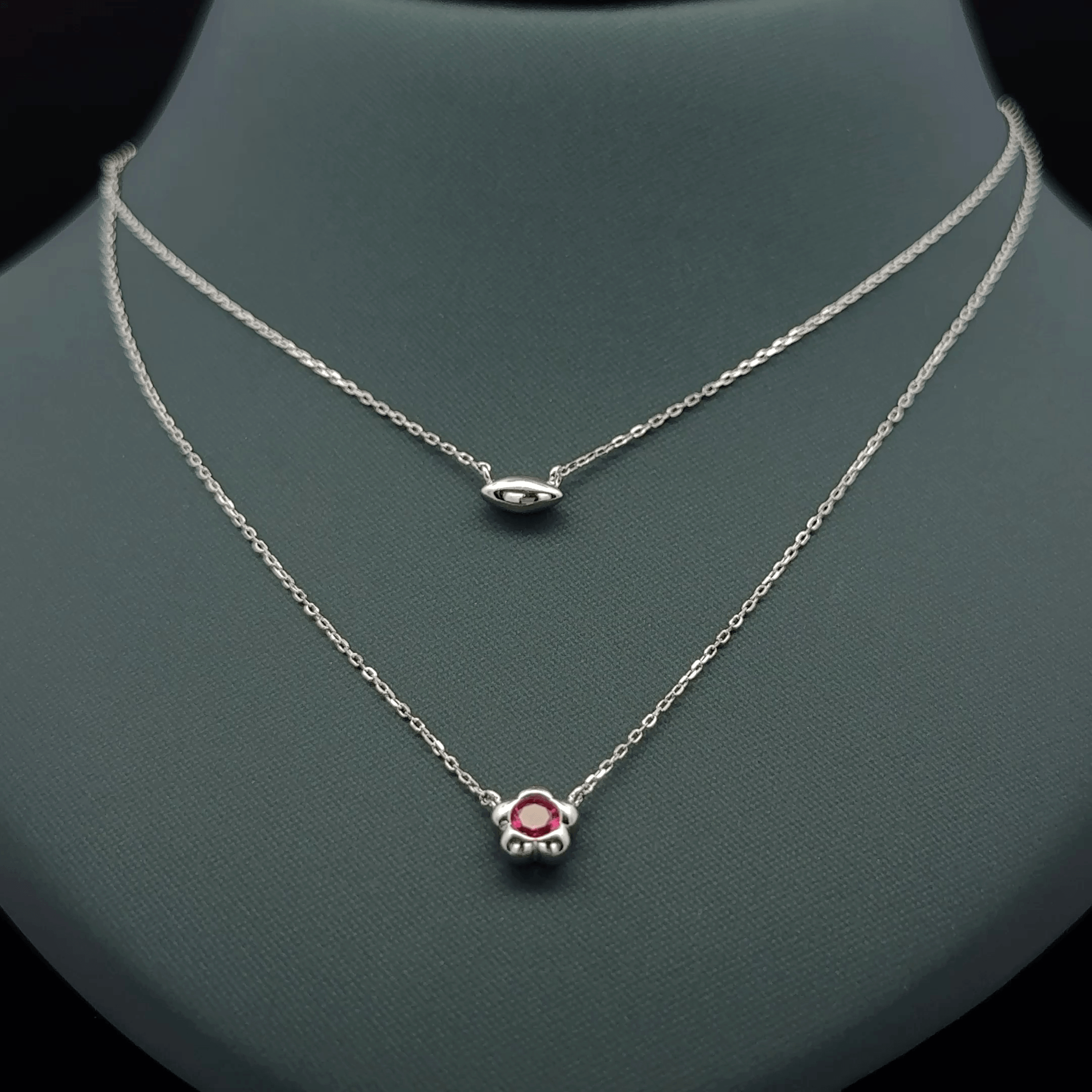 Small flower shape chain