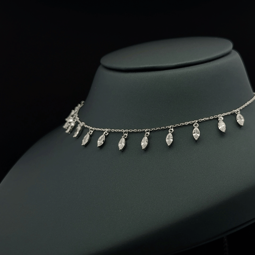 Dangling teardrop chain