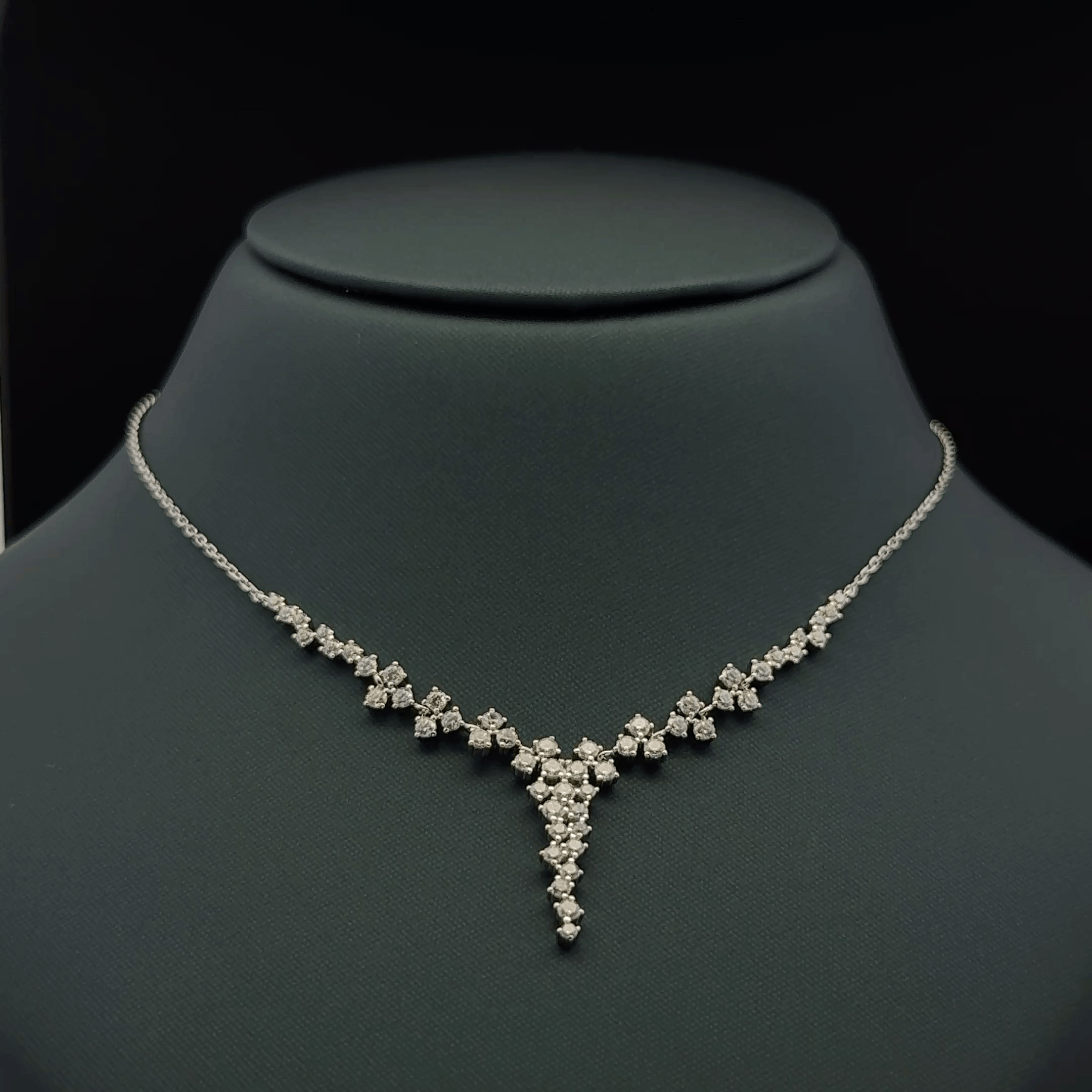 Y shaped chain
