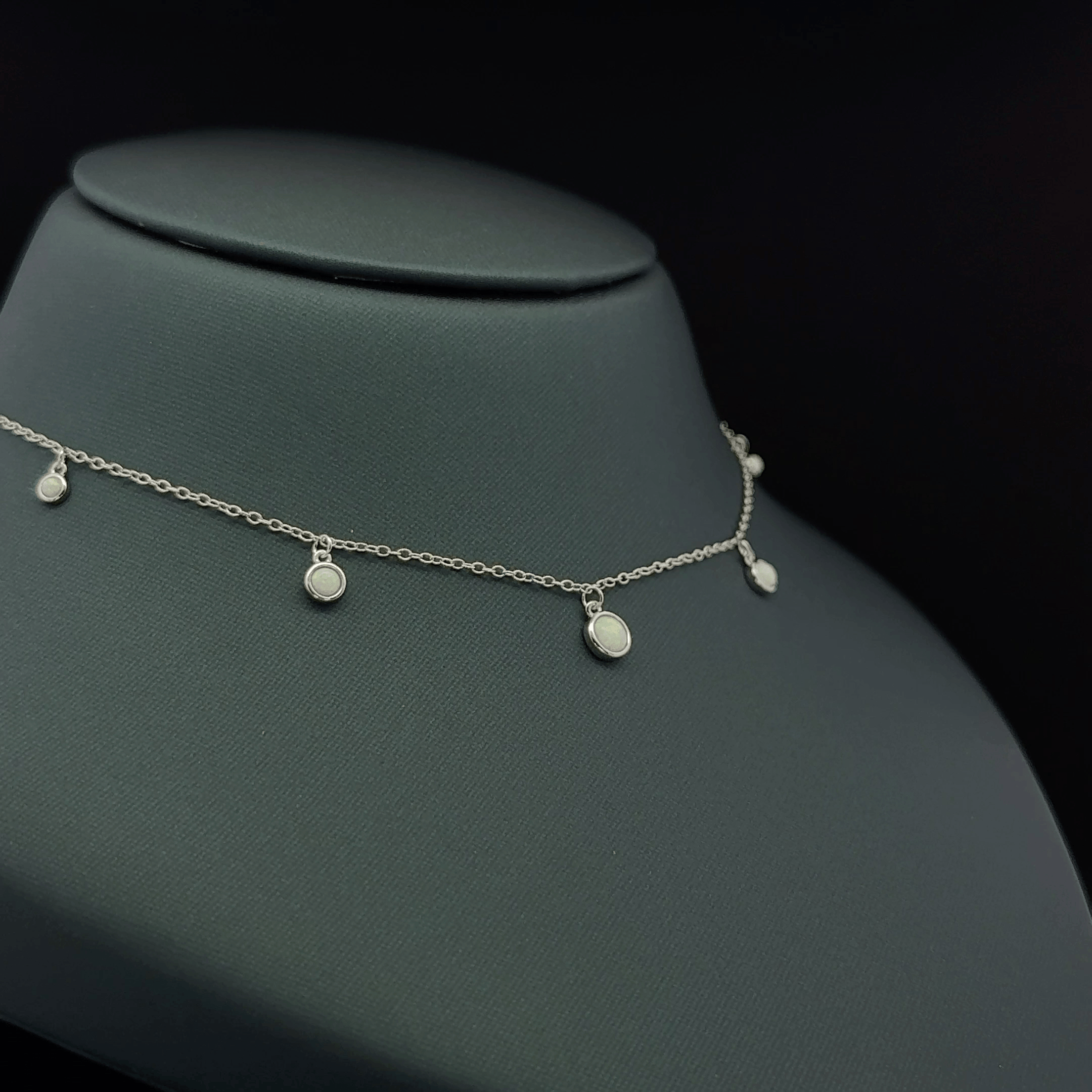 small white pearl drop