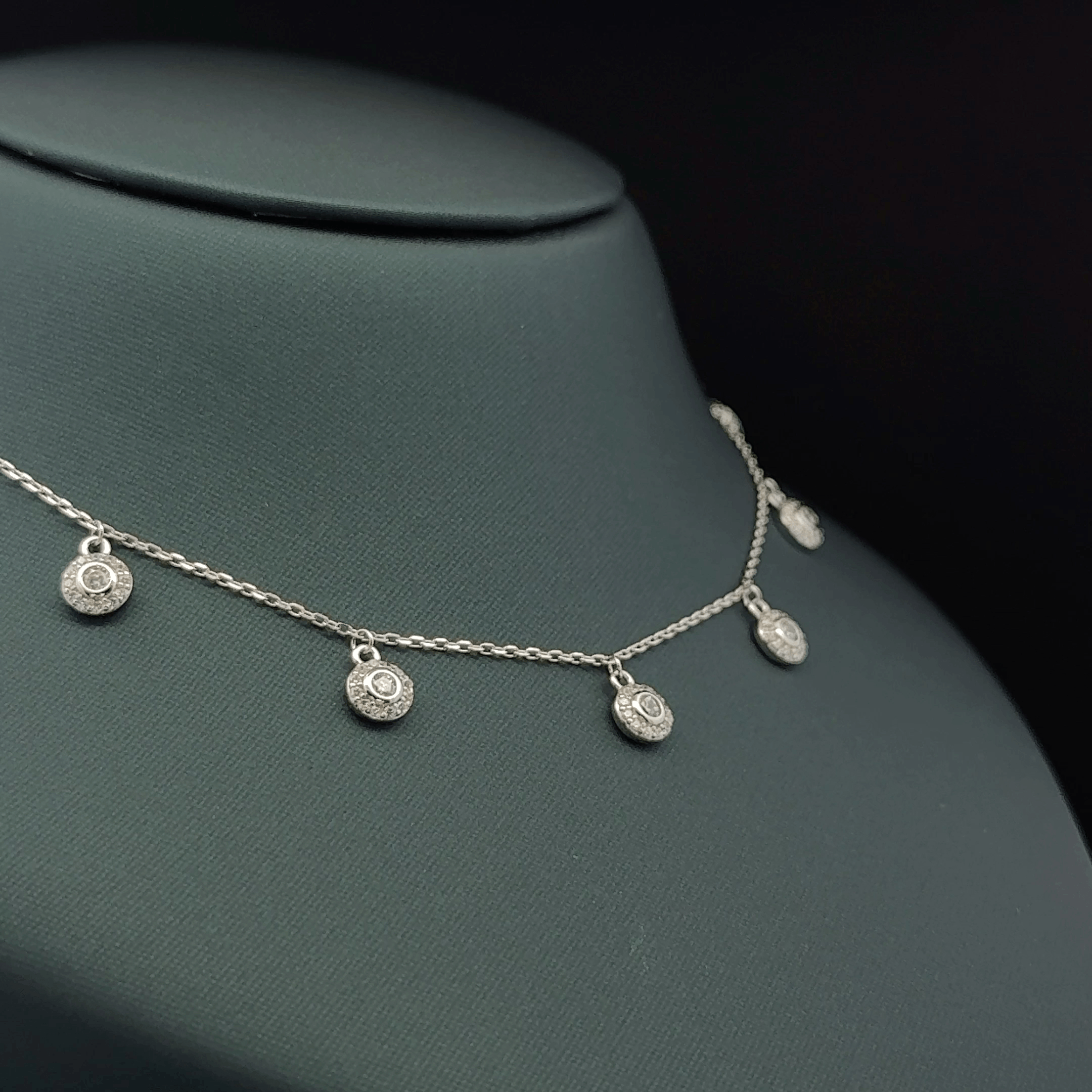 Circle shape dangle