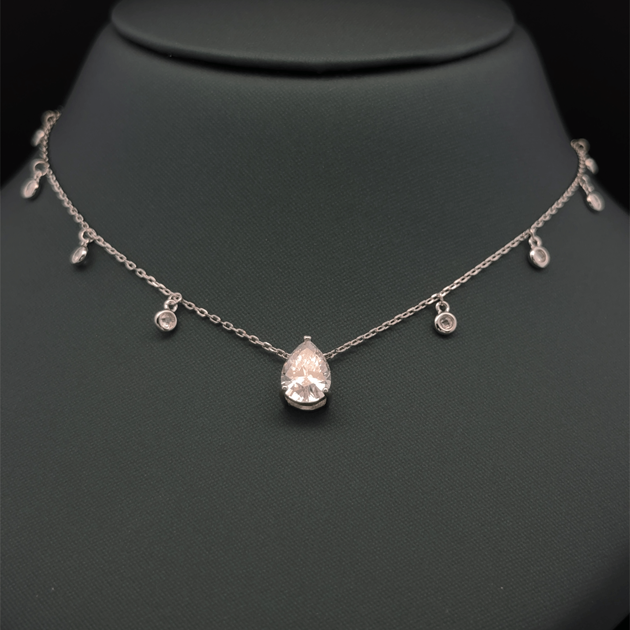 Tear drop shaped chain