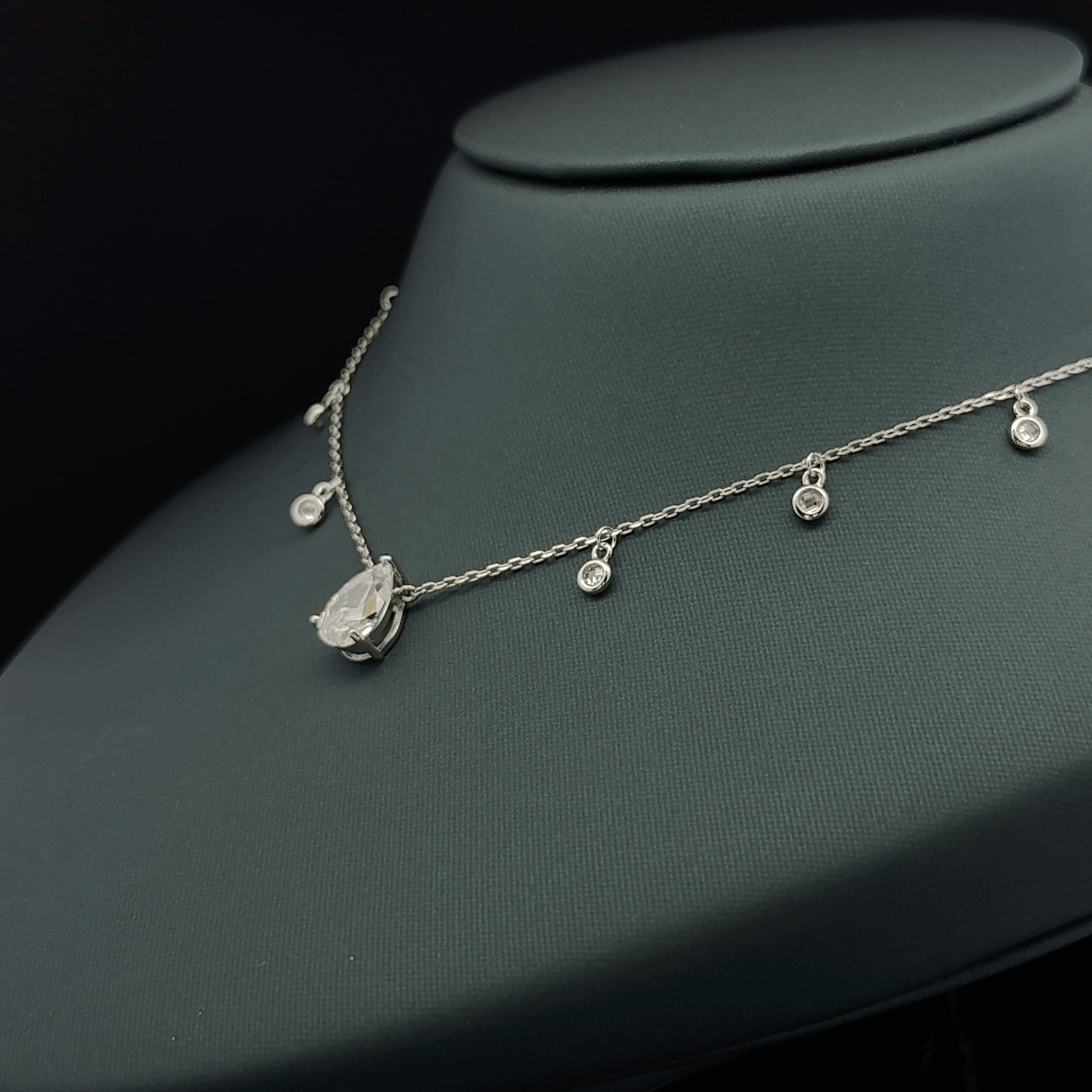 Tear drop shaped chain