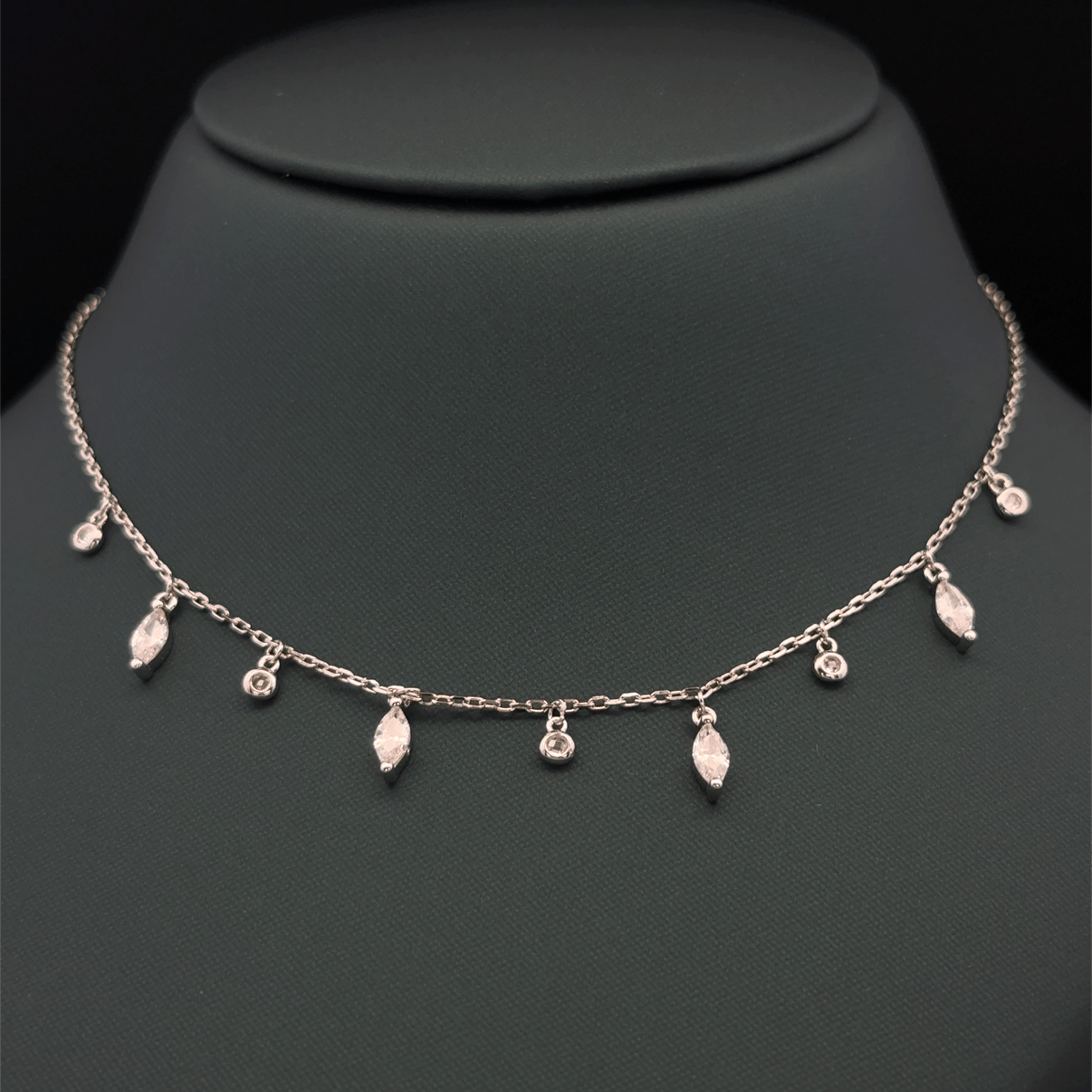 Pear cut chain