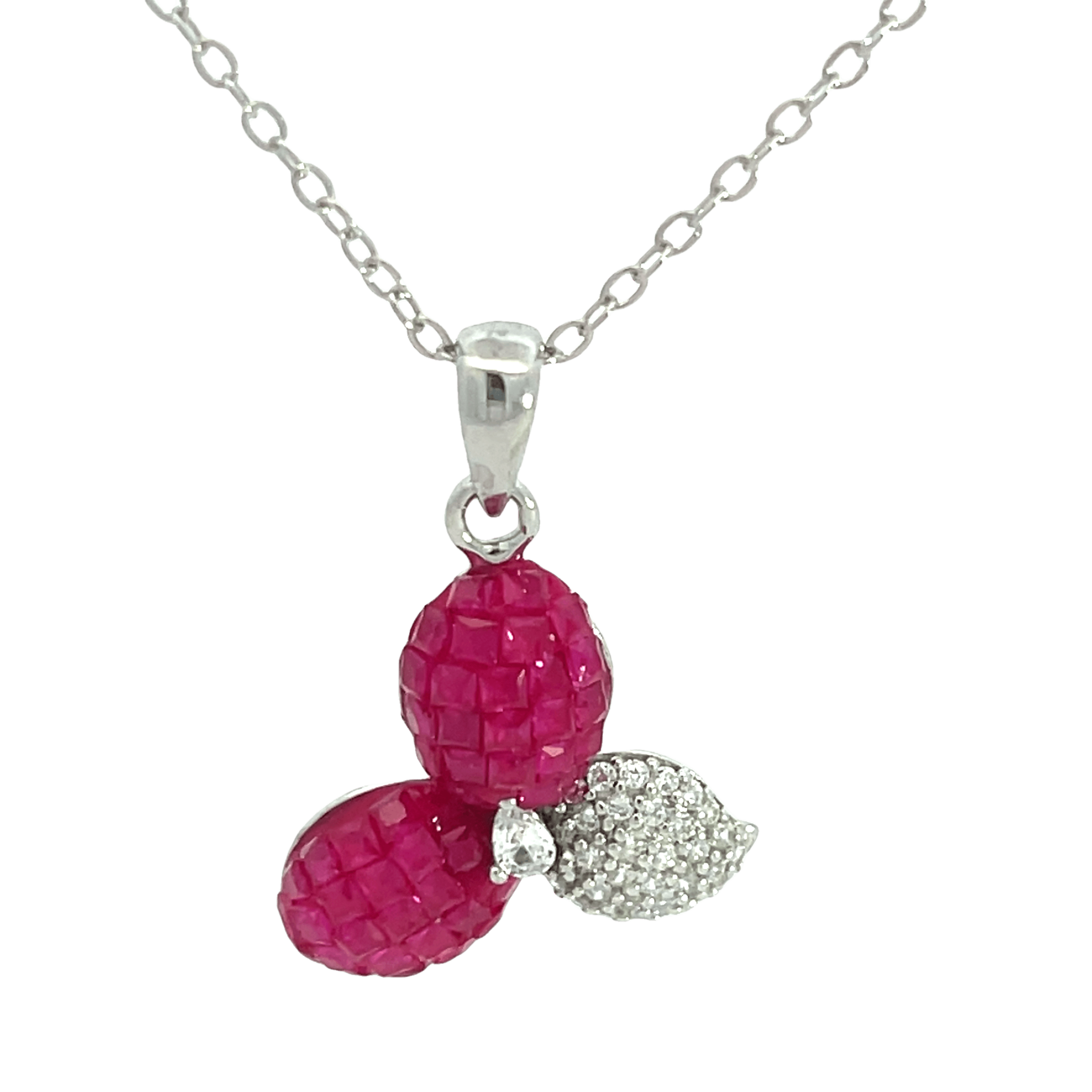 Rhodium flower chain with pendent