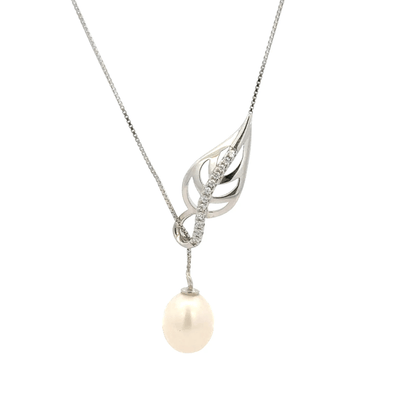 Leaf With Pearl