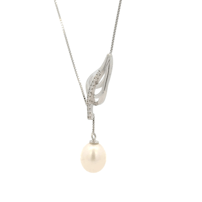 Leaf With Pearl