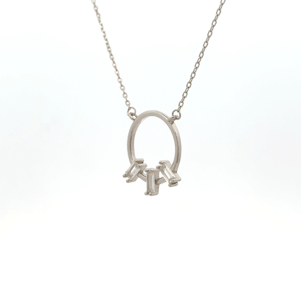 Rhodium circle chain with pendent