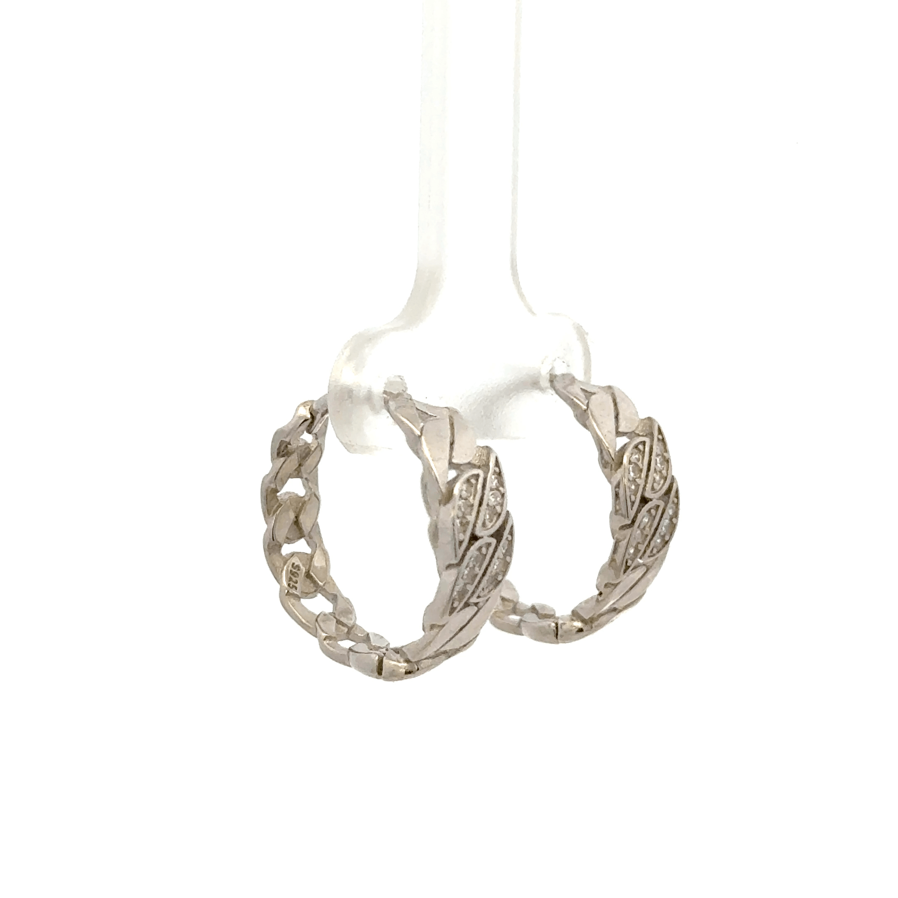 Link Baali Loop Earring