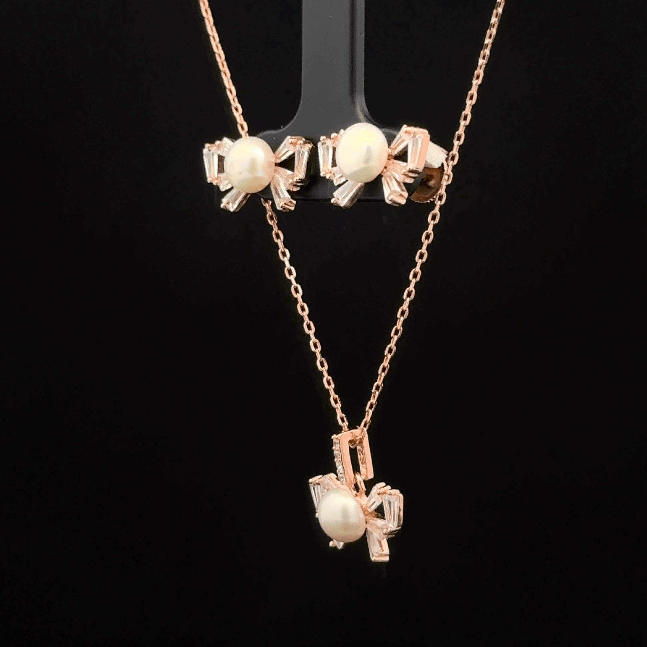 Bow Chain Pendant Earrings