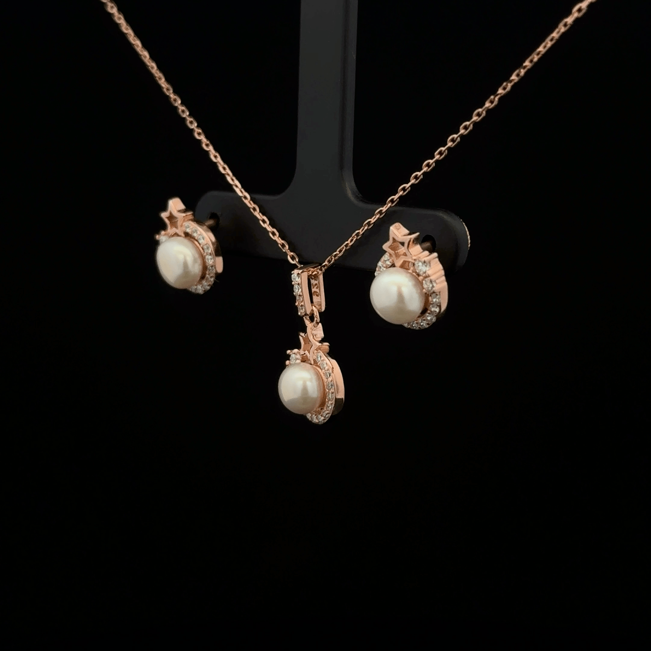Pearl Chain Pendant Earrings
