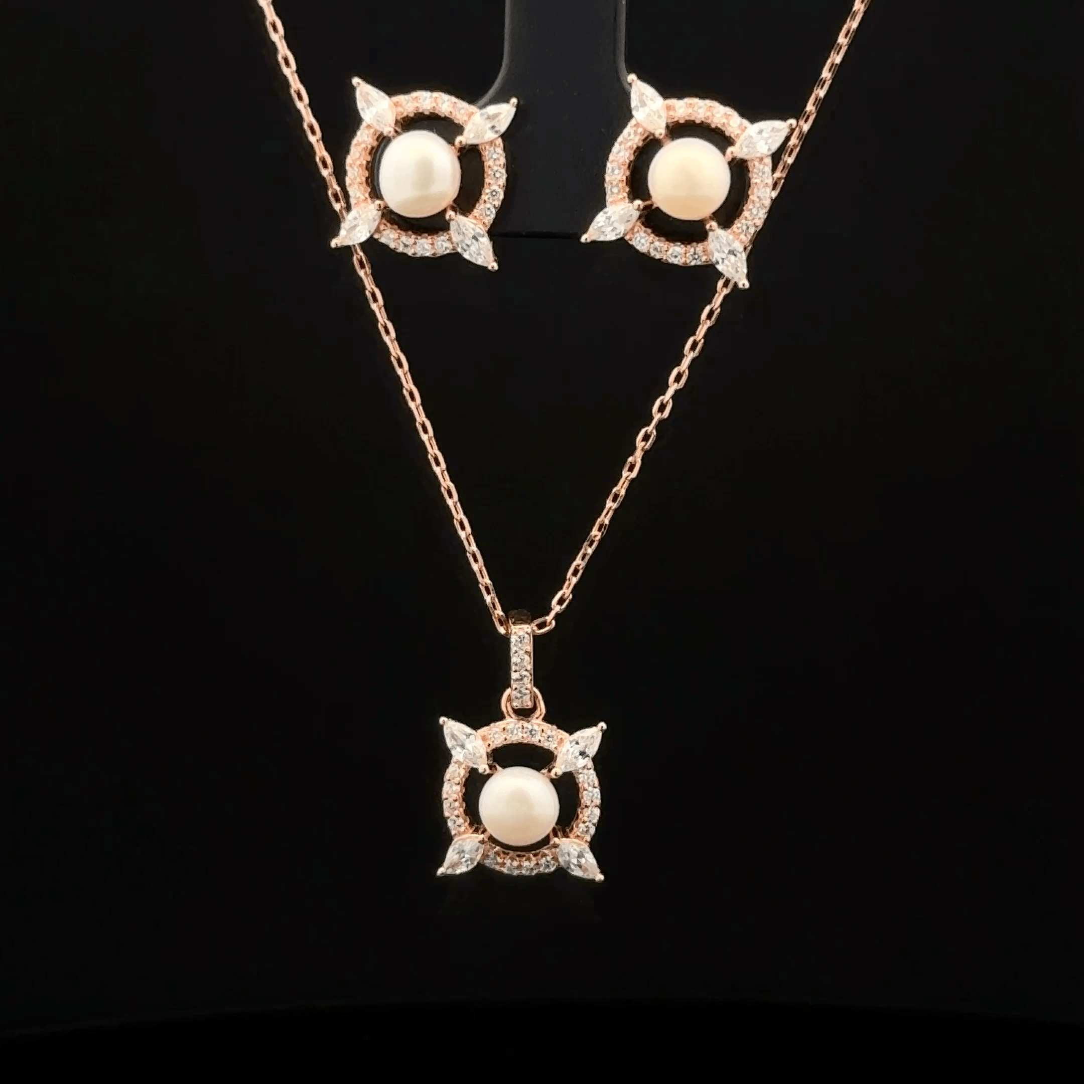 Circle Chain Pendant Earrings