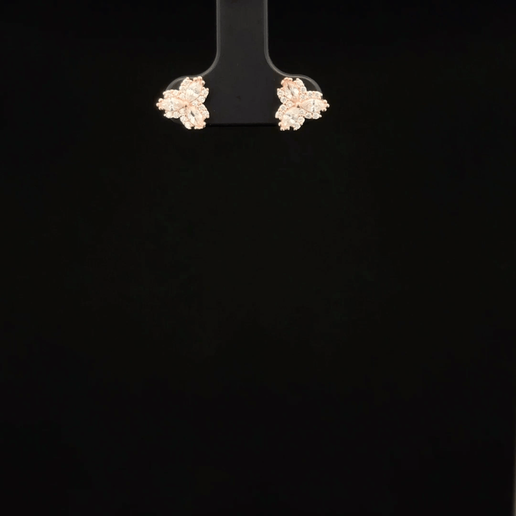 ROSEGOLD TRIANGLE EARRING