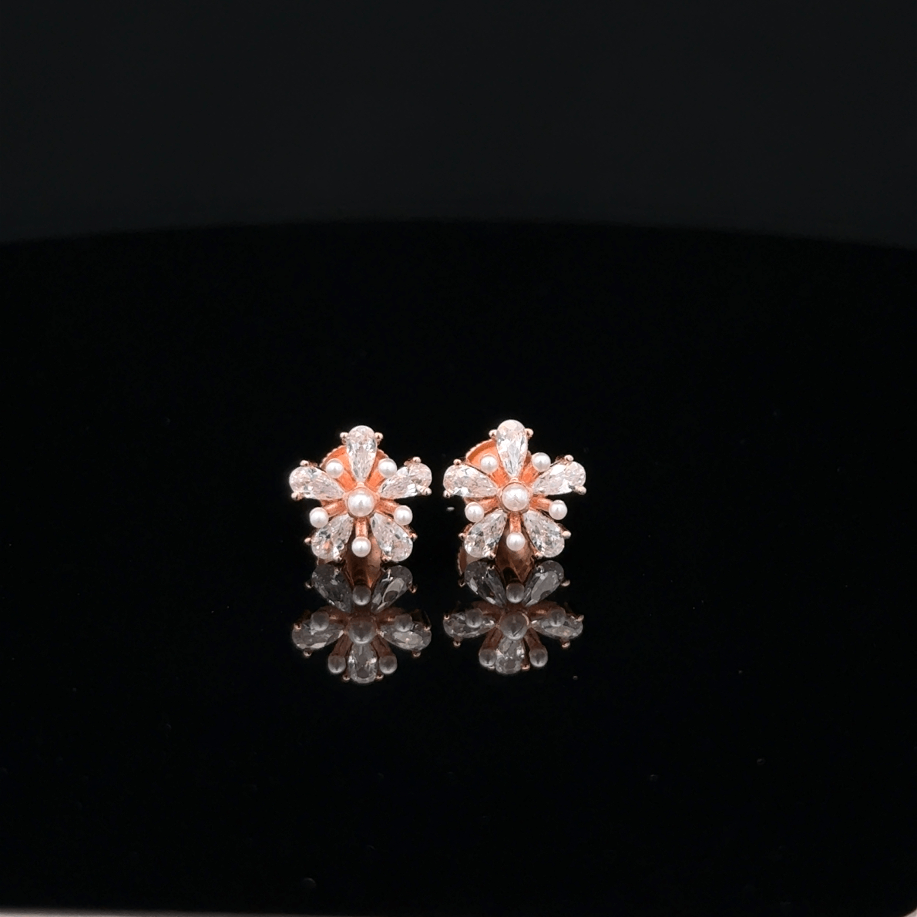 Rose gold Flower with pearl Earrings