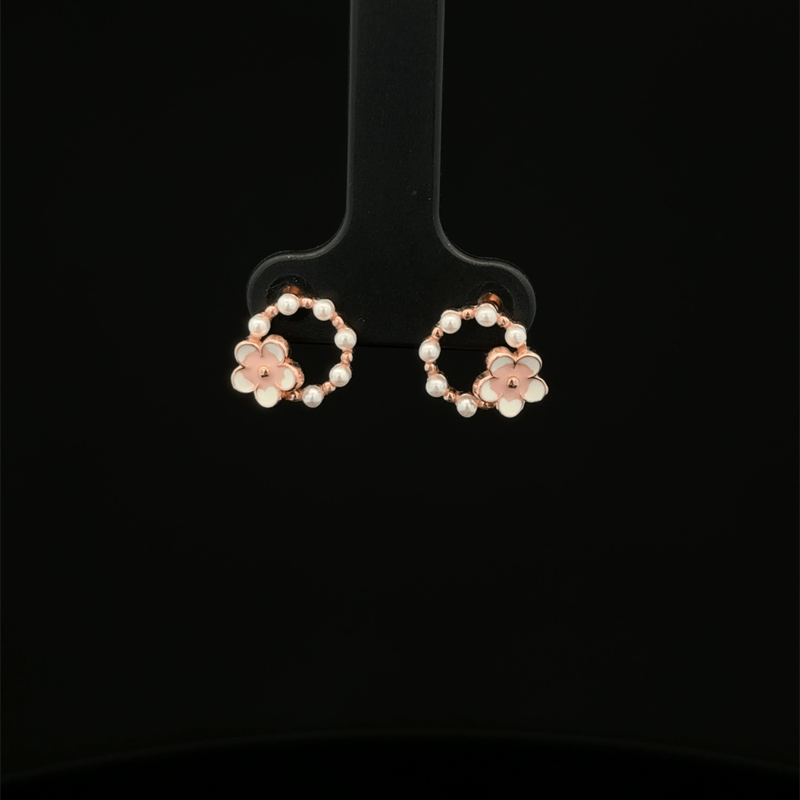 Rose Gold Flower & Pearl earrings